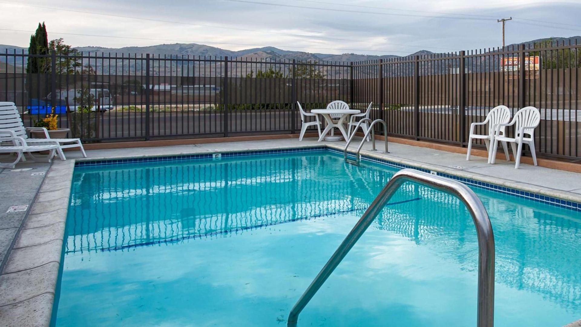 SureStay Hotel by Best Western Tehachapi photo 29