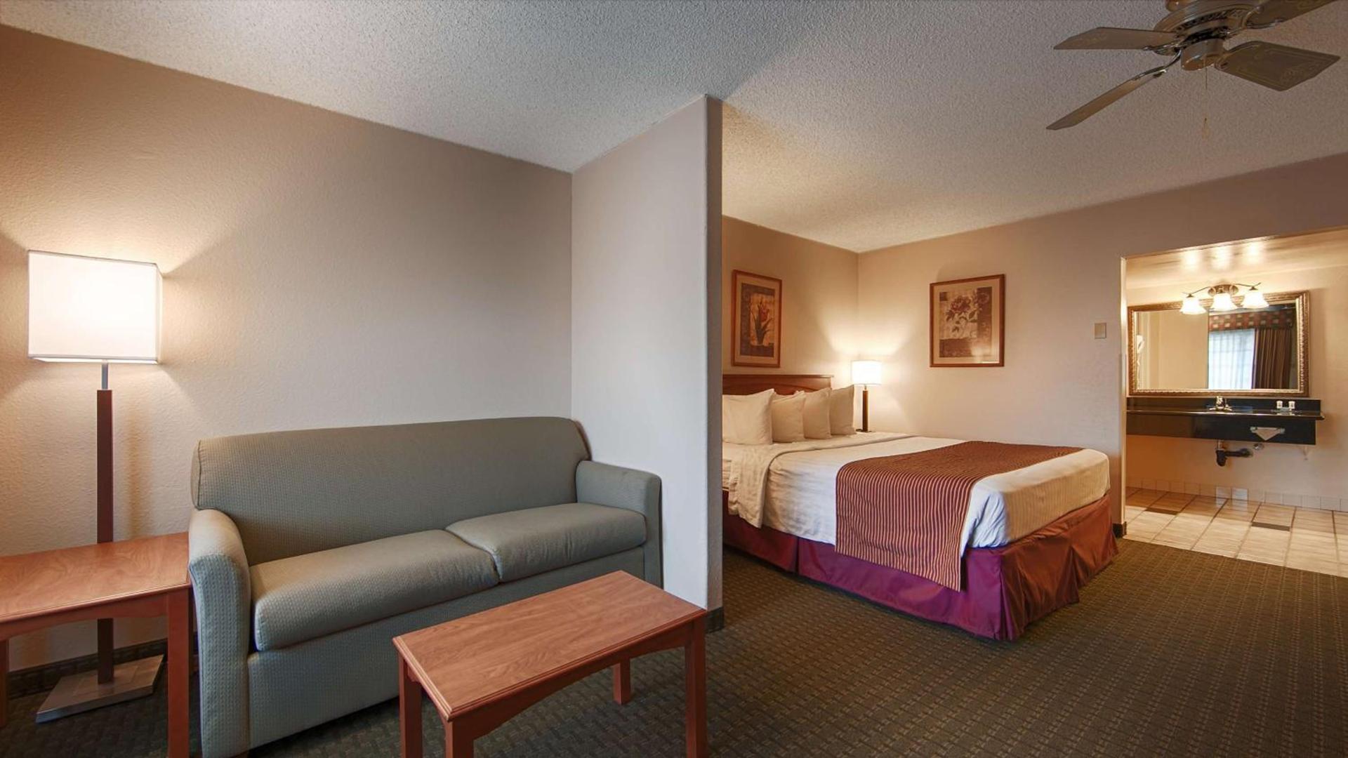 SureStay Hotel by Best Western Tehachapi photo 27