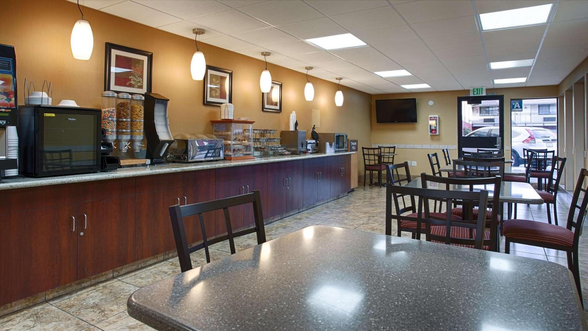 SureStay Hotel by Best Western Tehachapi photo 26