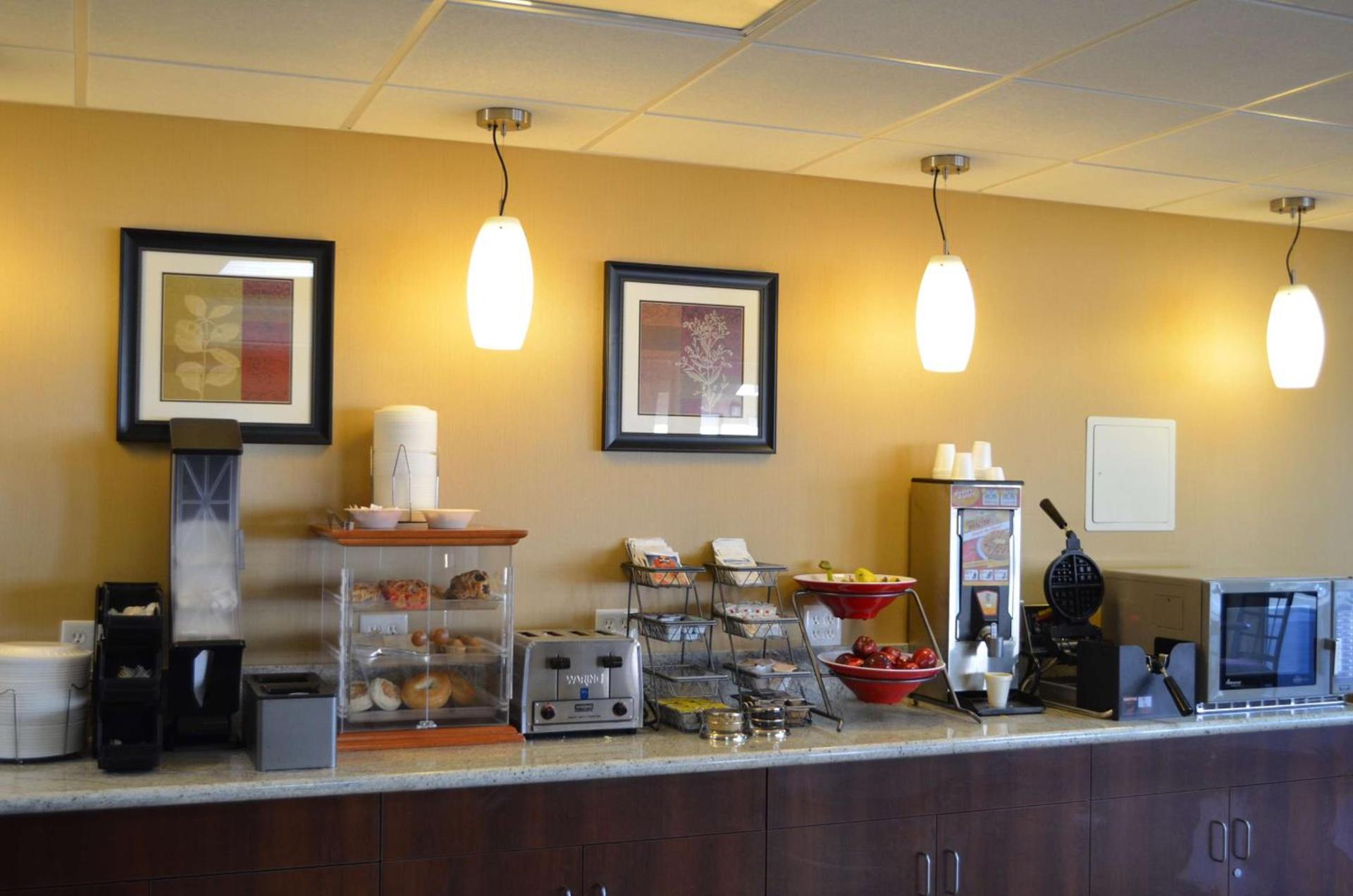 SureStay Hotel by Best Western Tehachapi photo 21