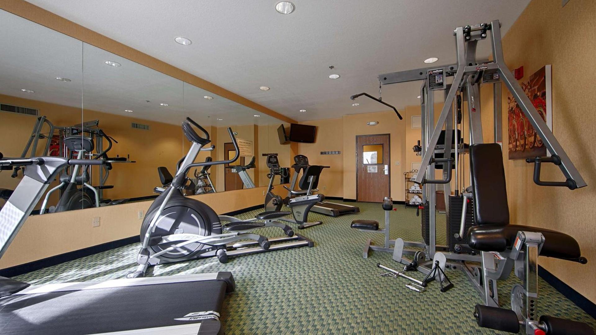 Best Western PLUS Fresno Inn photo 19
