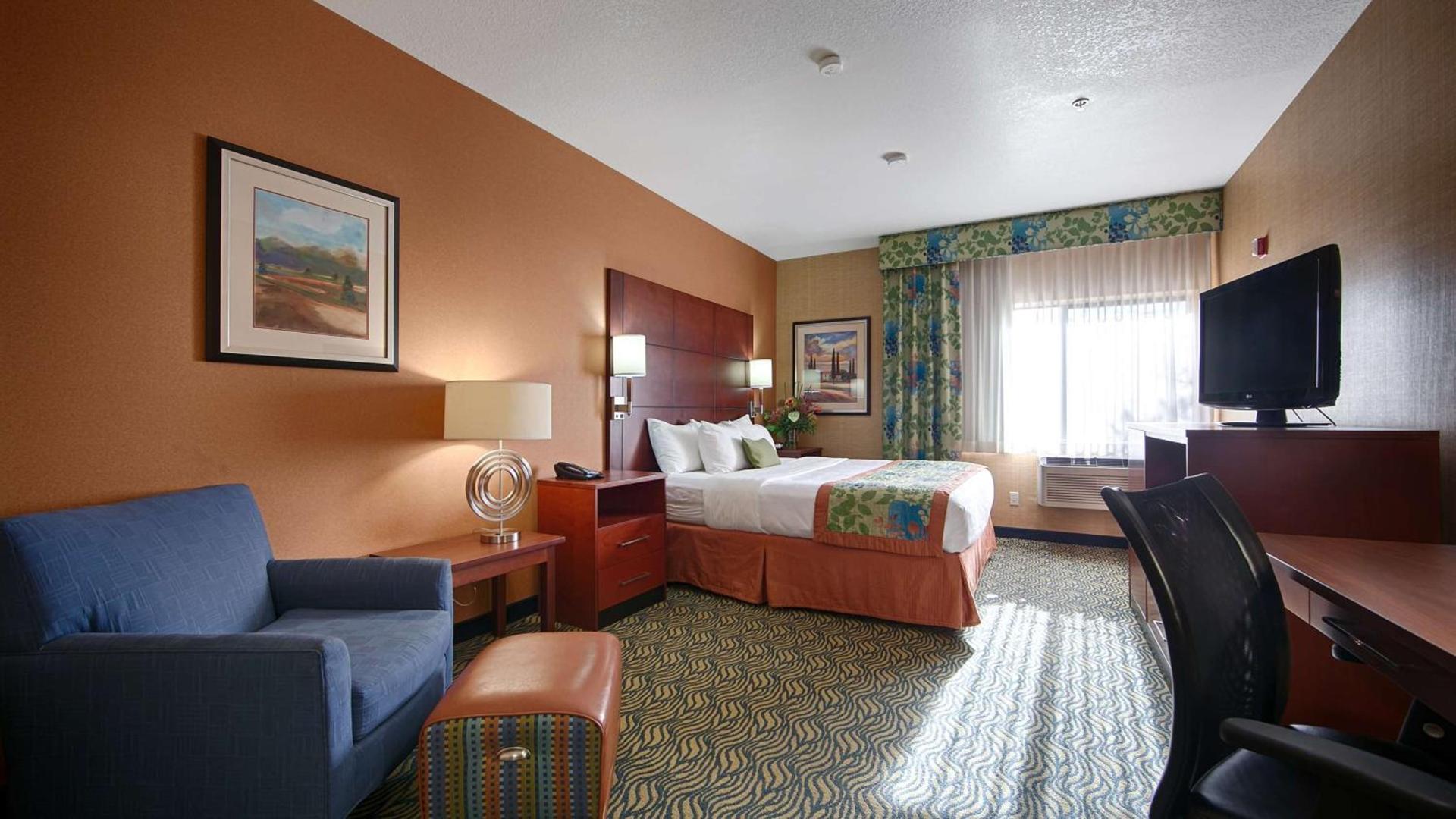 Best Western PLUS Fresno Inn photo 11