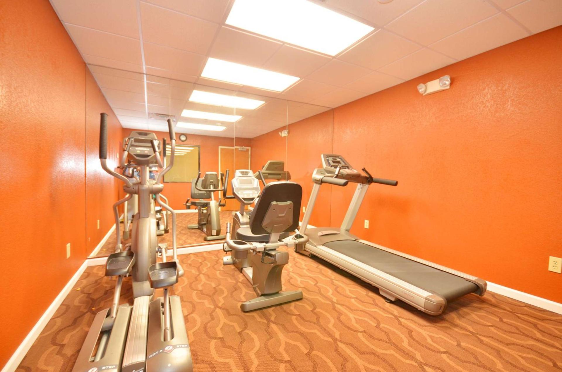 Best Western Commerce Inn photo 24