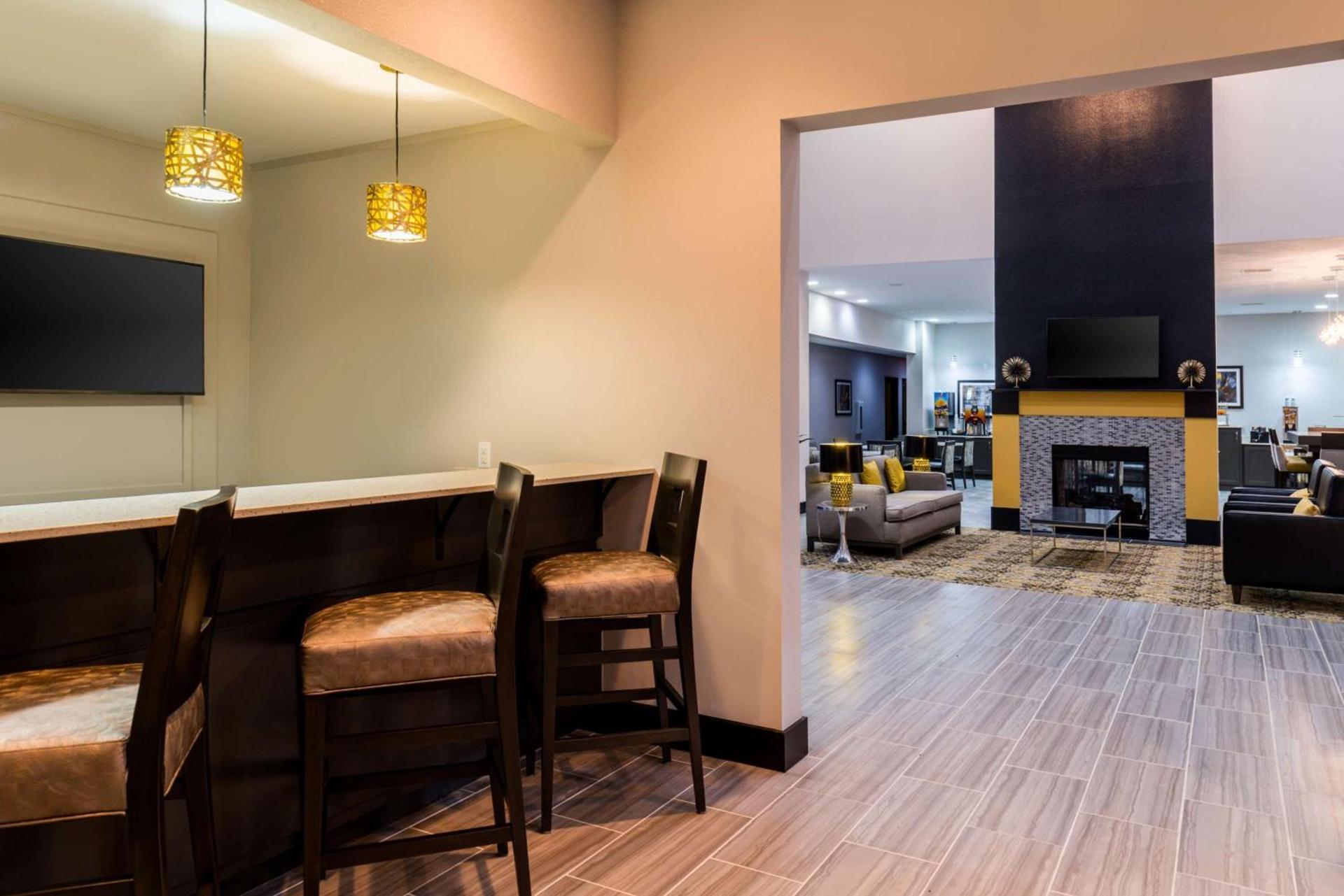 Best Western Plus Regency Park photo 36