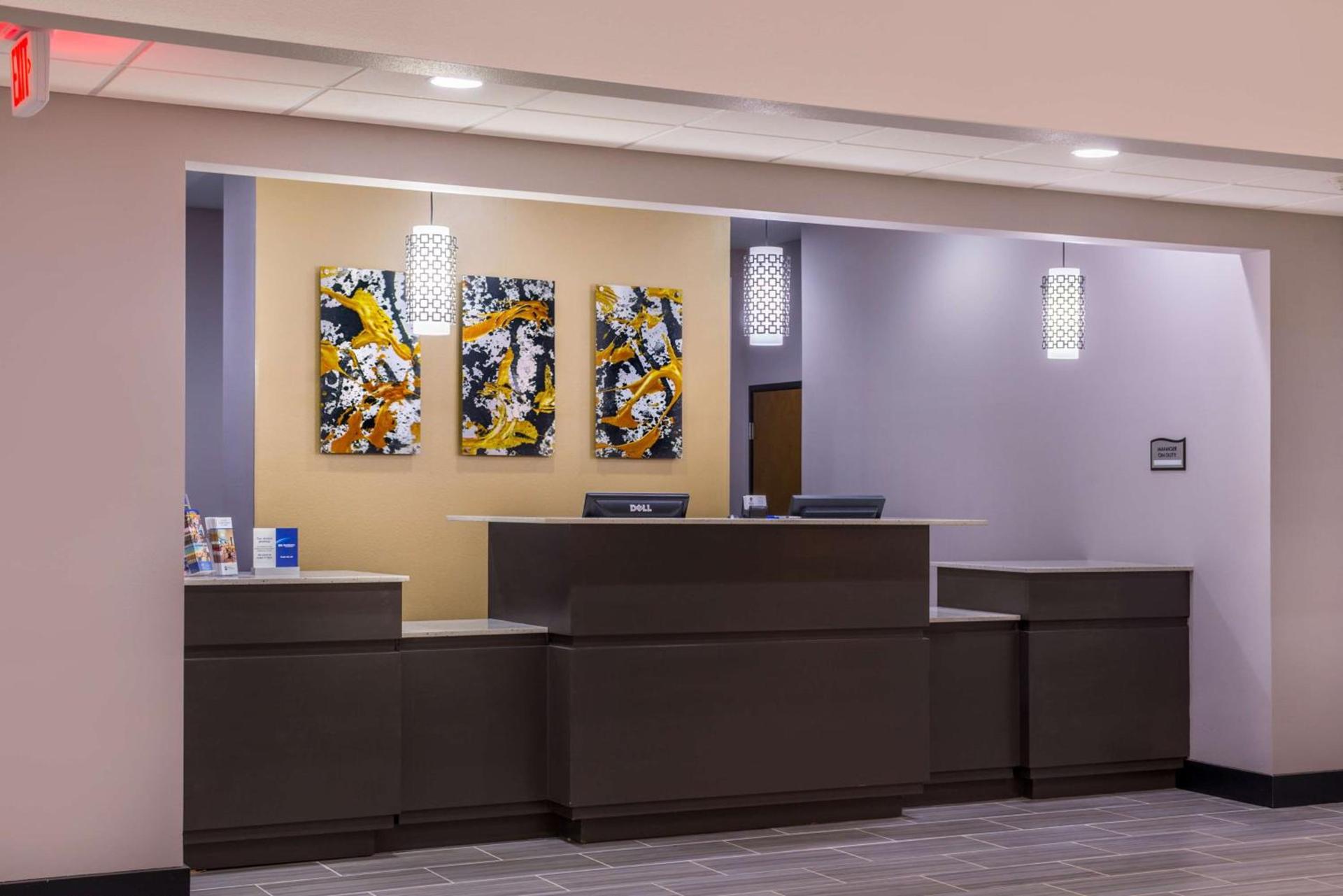 Best Western Plus Regency Park photo 37
