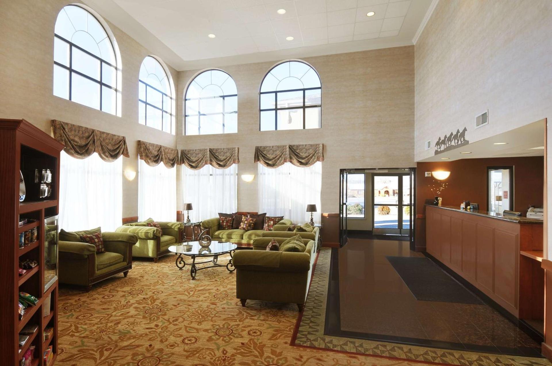 Best Western Plus Graham Inn photo 10