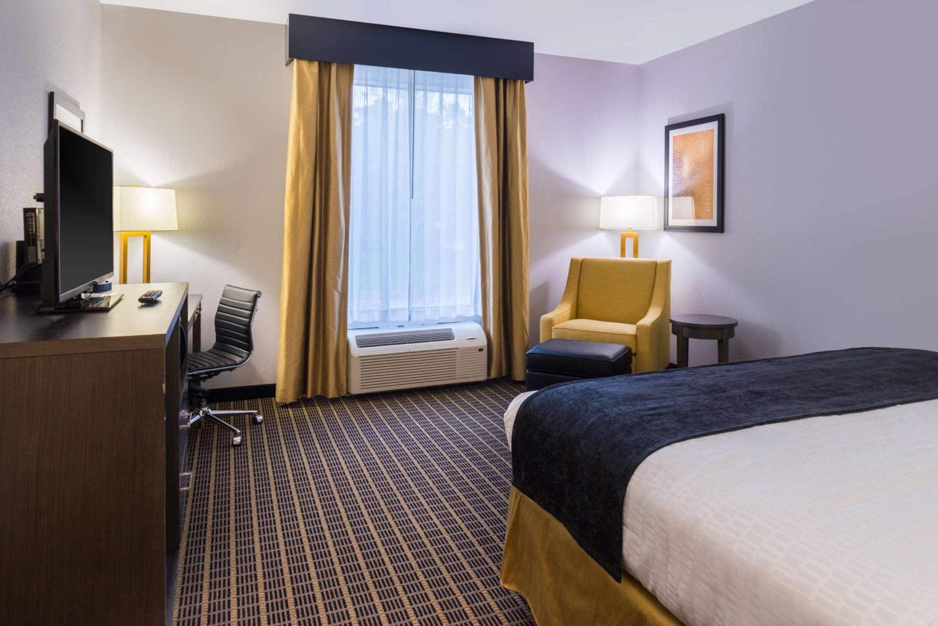 Best Western Plus Regency Park photo 19