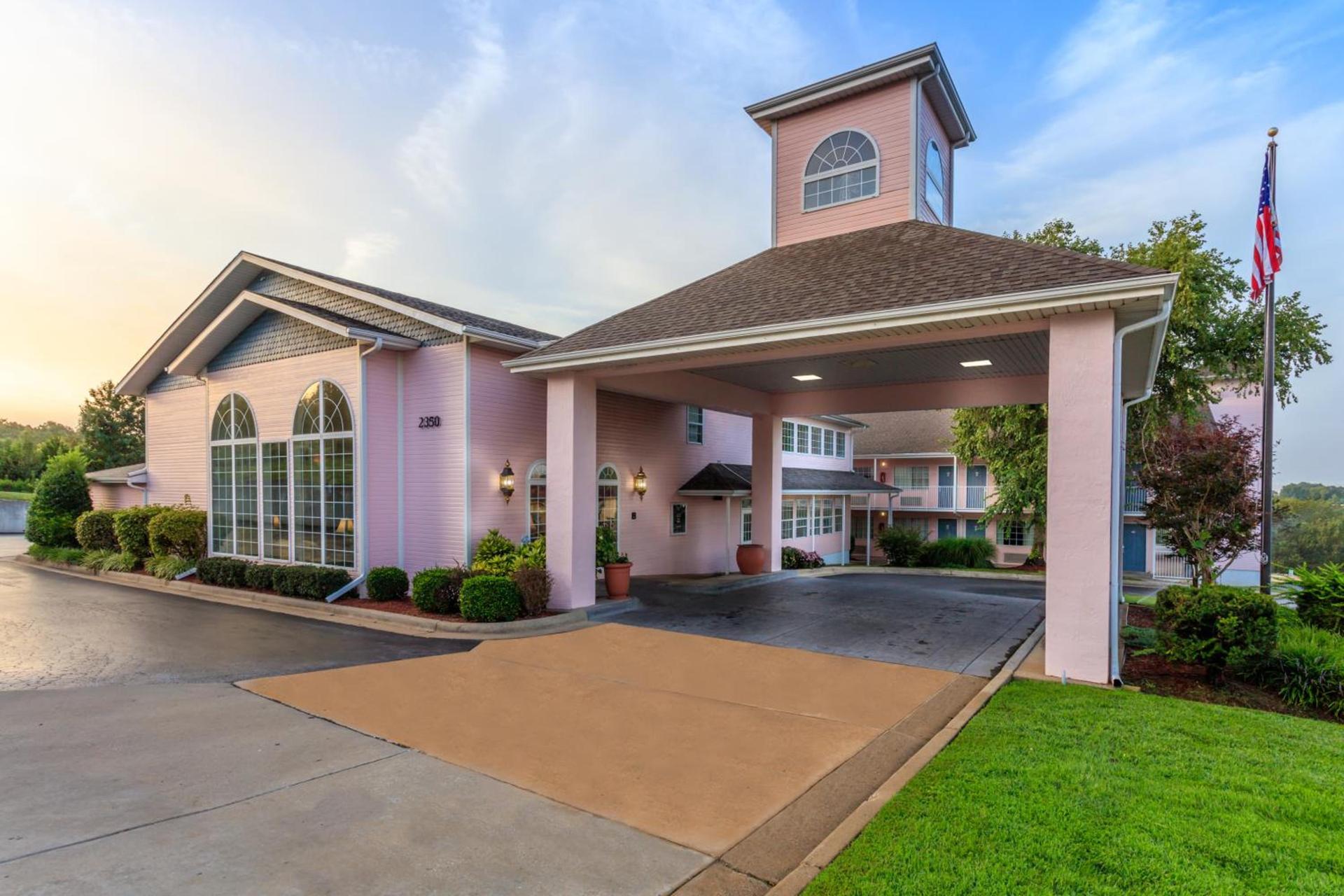 Angel Inn - Central — hotel in Branson