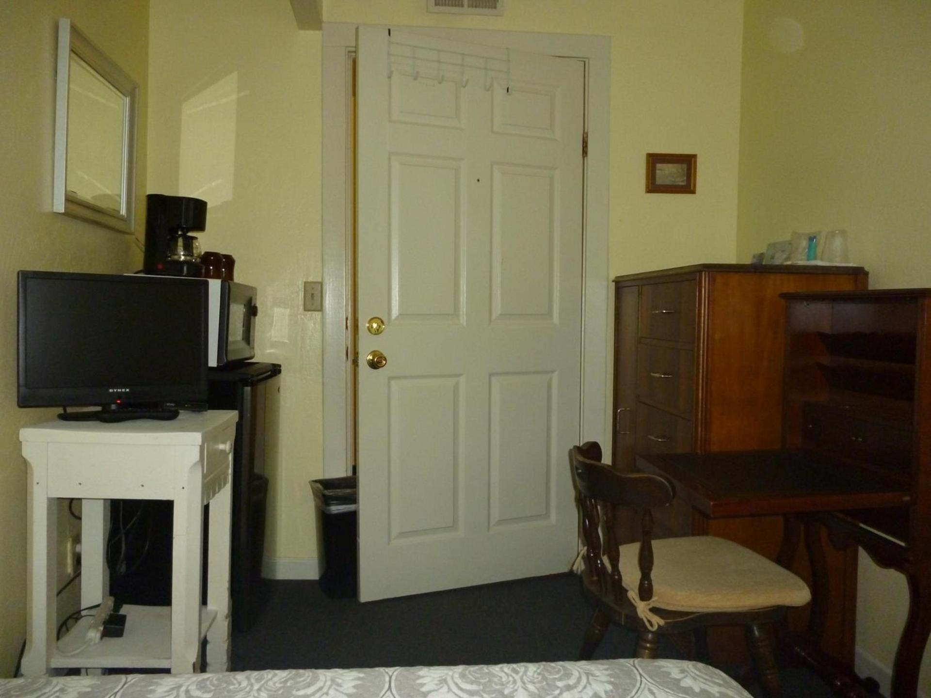 Harbor Inn photo 58