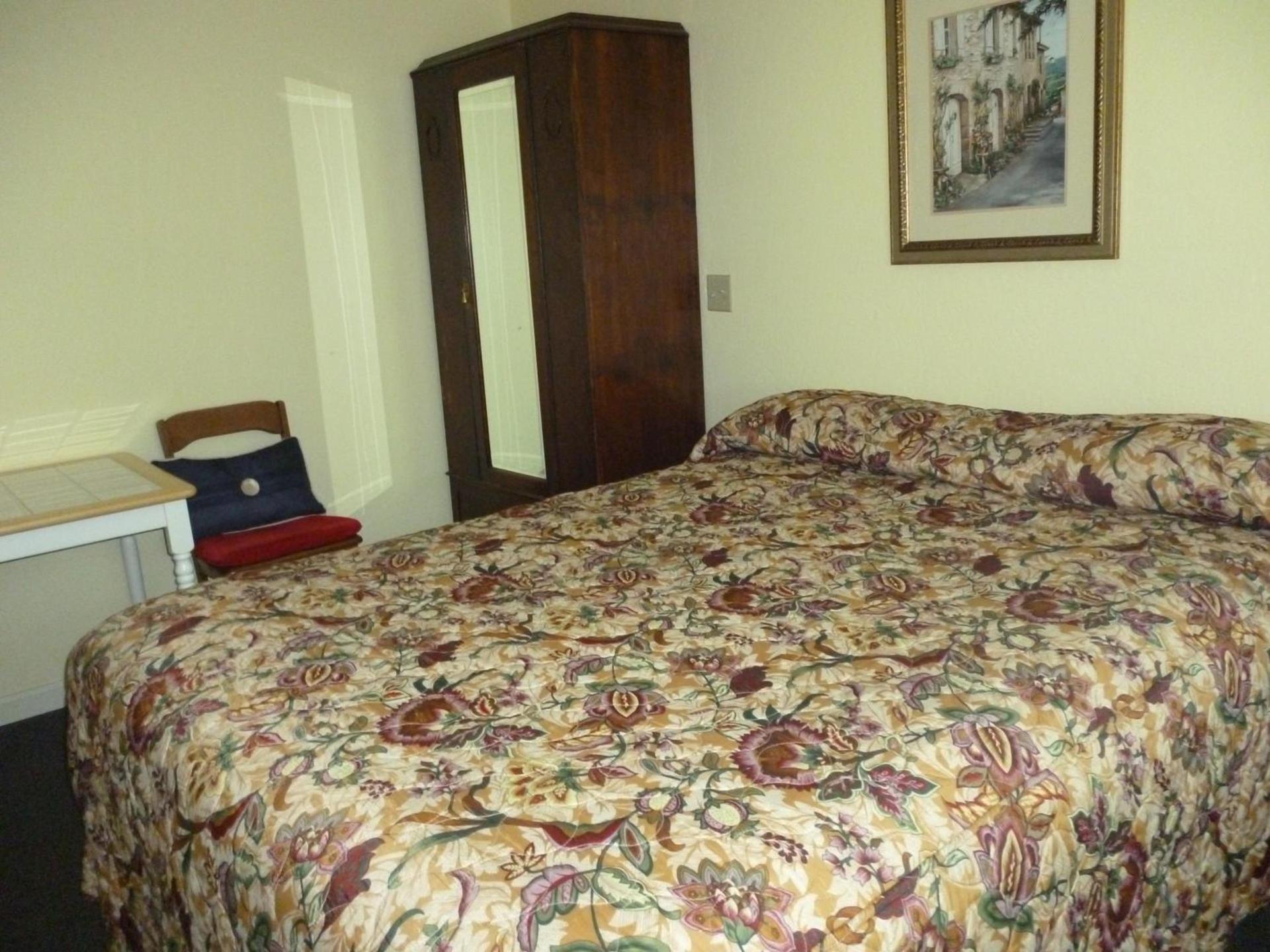 Harbor Inn photo 63