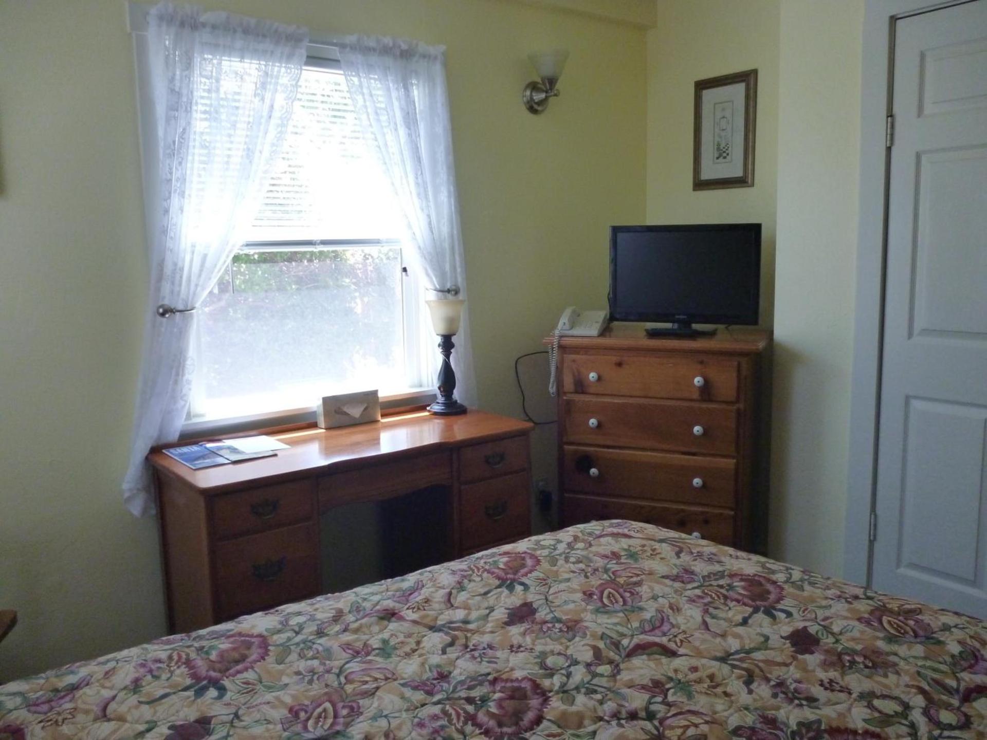 Harbor Inn photo 67