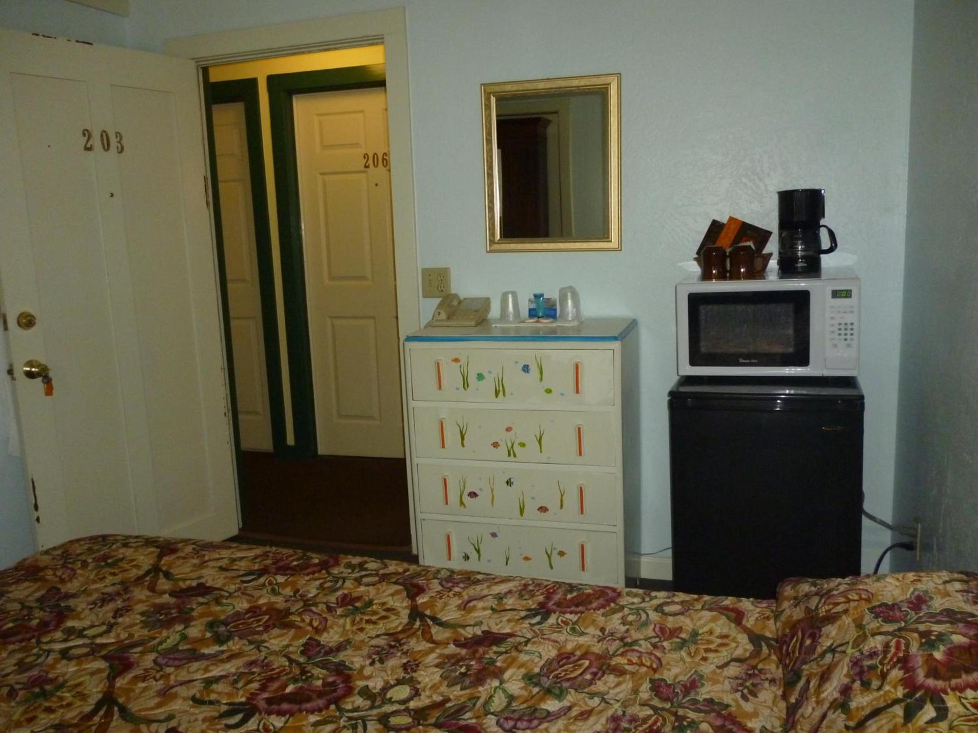 Harbor Inn photo 77