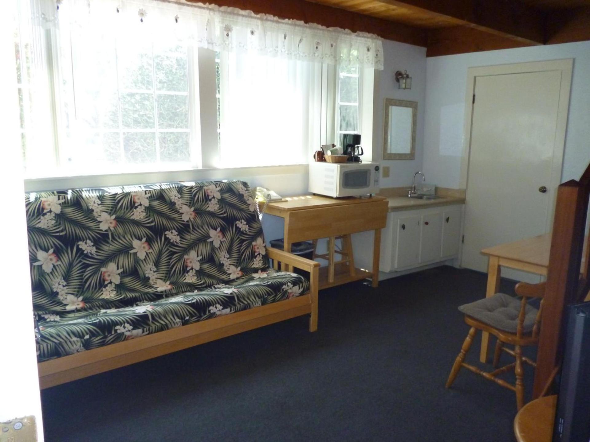 Harbor Inn photo 88