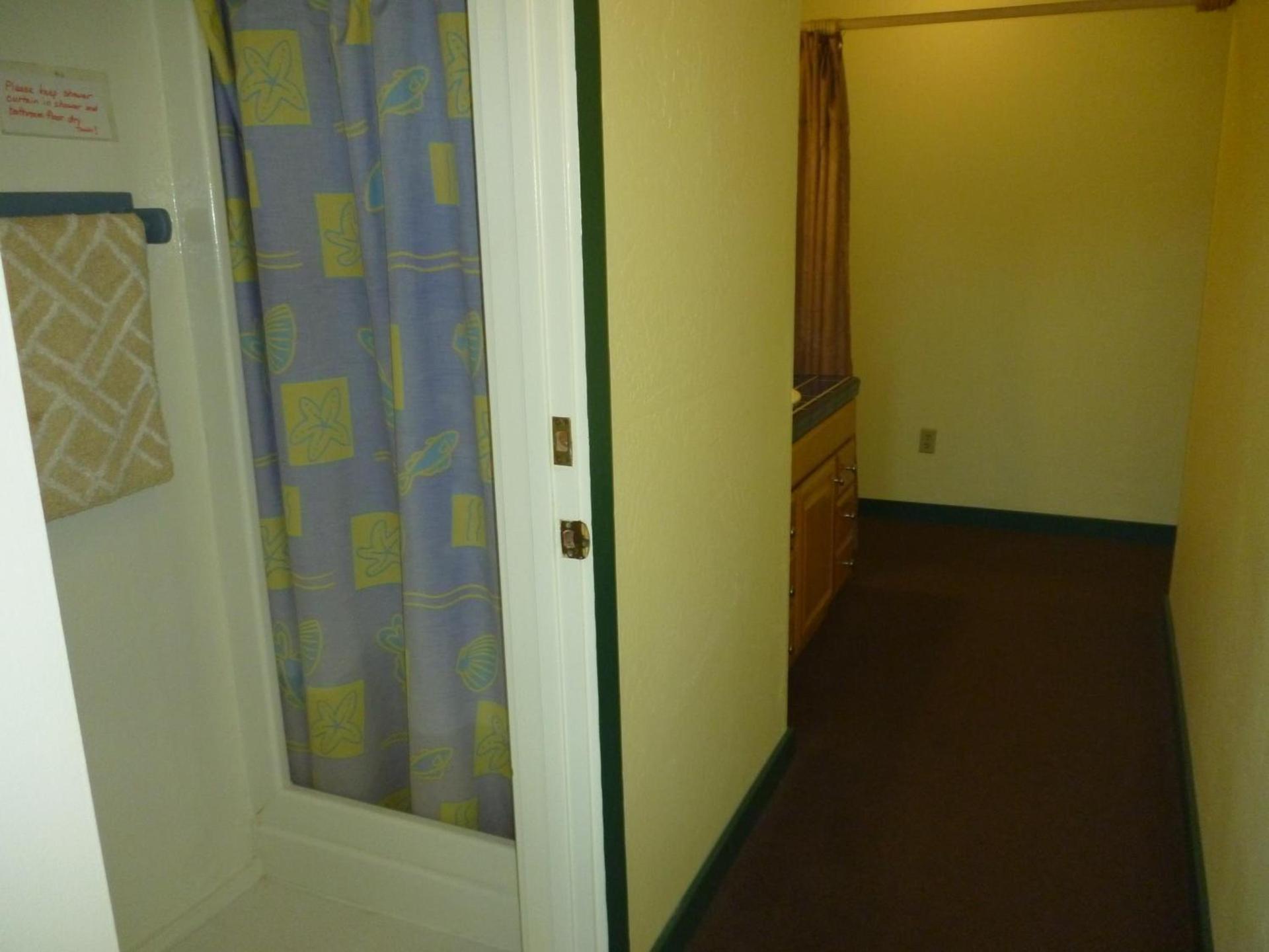 Harbor Inn photo 89