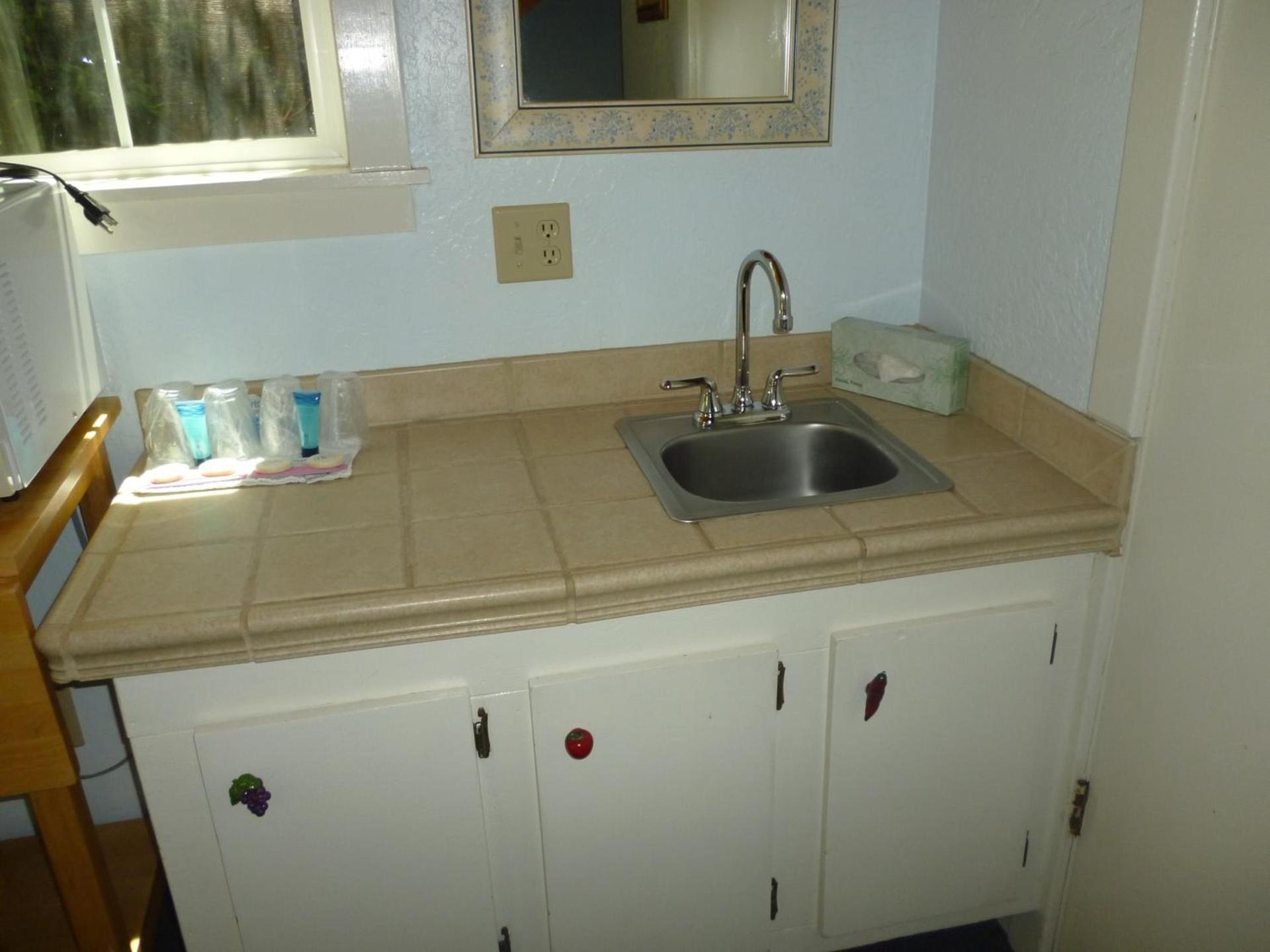 Harbor Inn photo 93