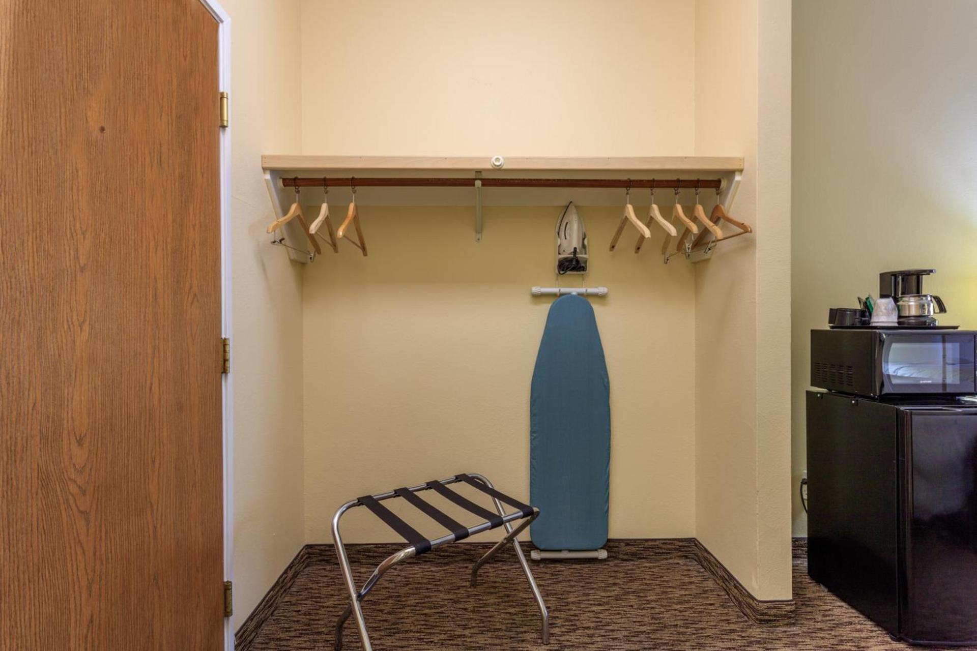 Branson Towers Hotel photo 21