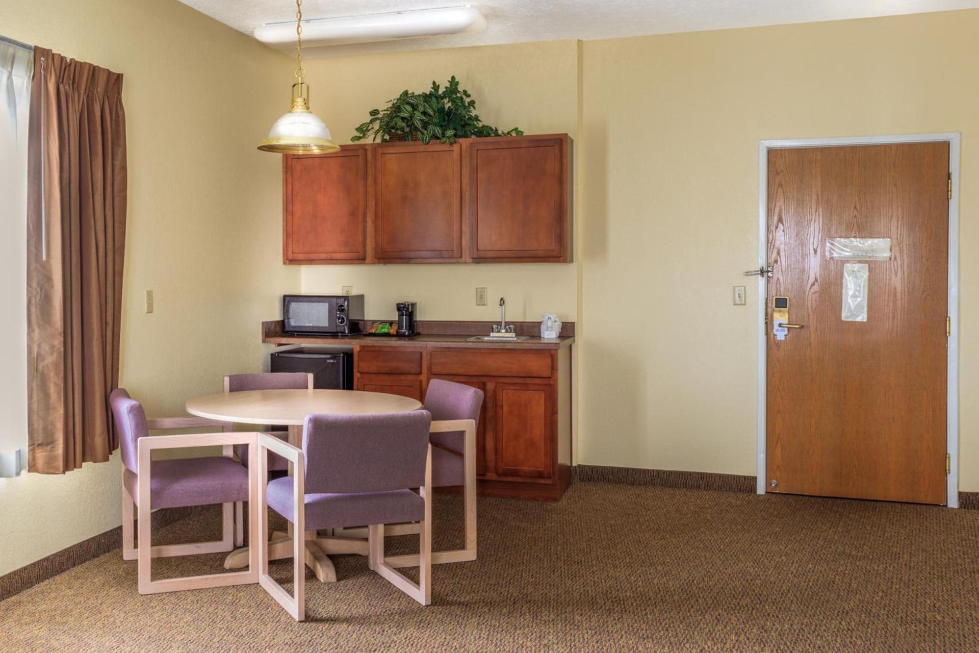 Branson Towers Hotel photo 30