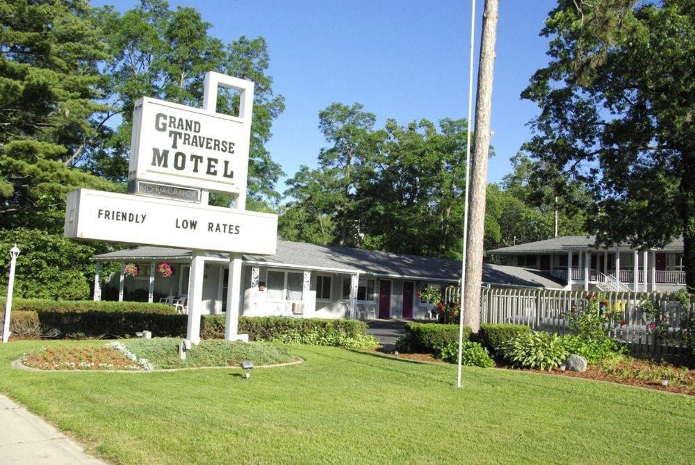 Grand Traverse Motel photo 1