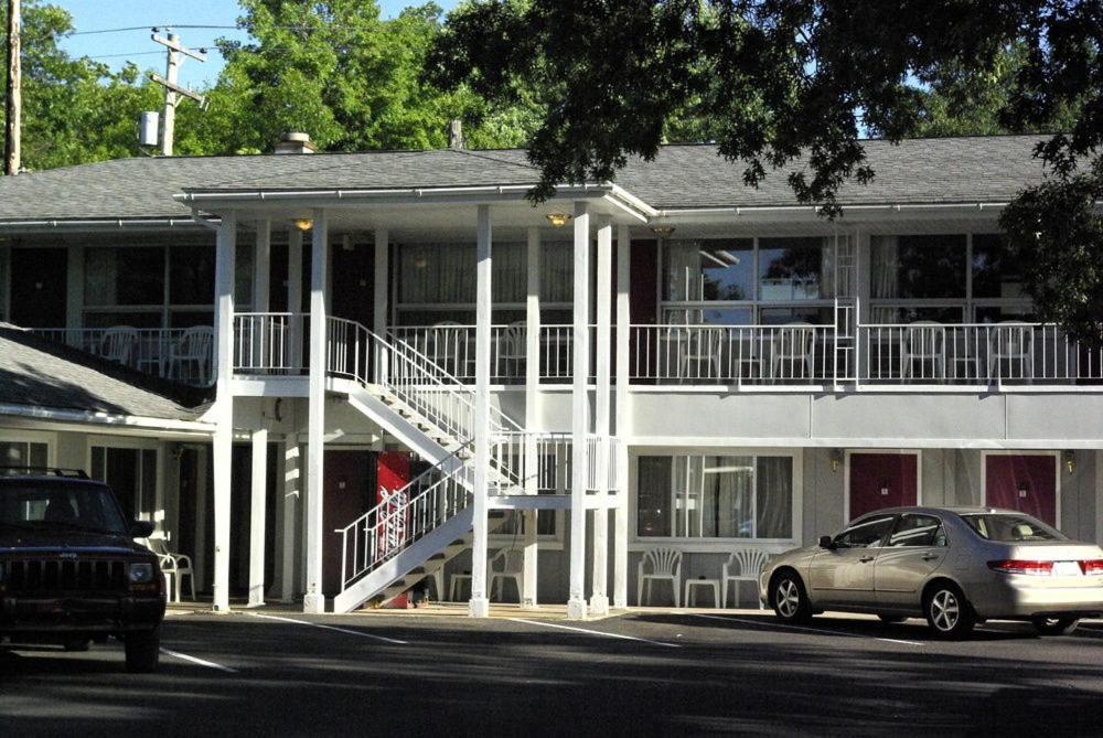 Grand Traverse Motel photo 5