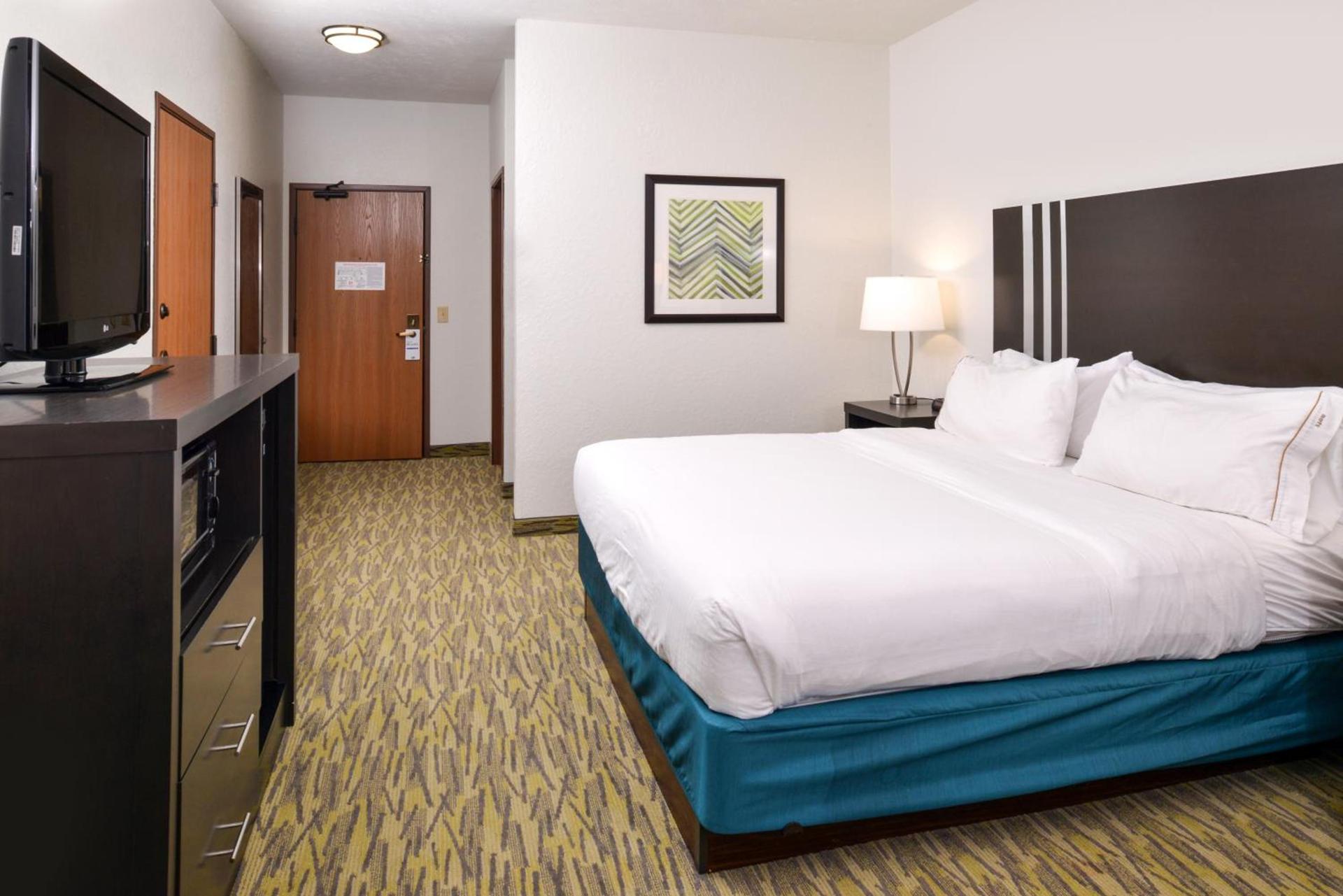 Holiday Inn Express Hotel & Suites Omaha West by IHG photo 6