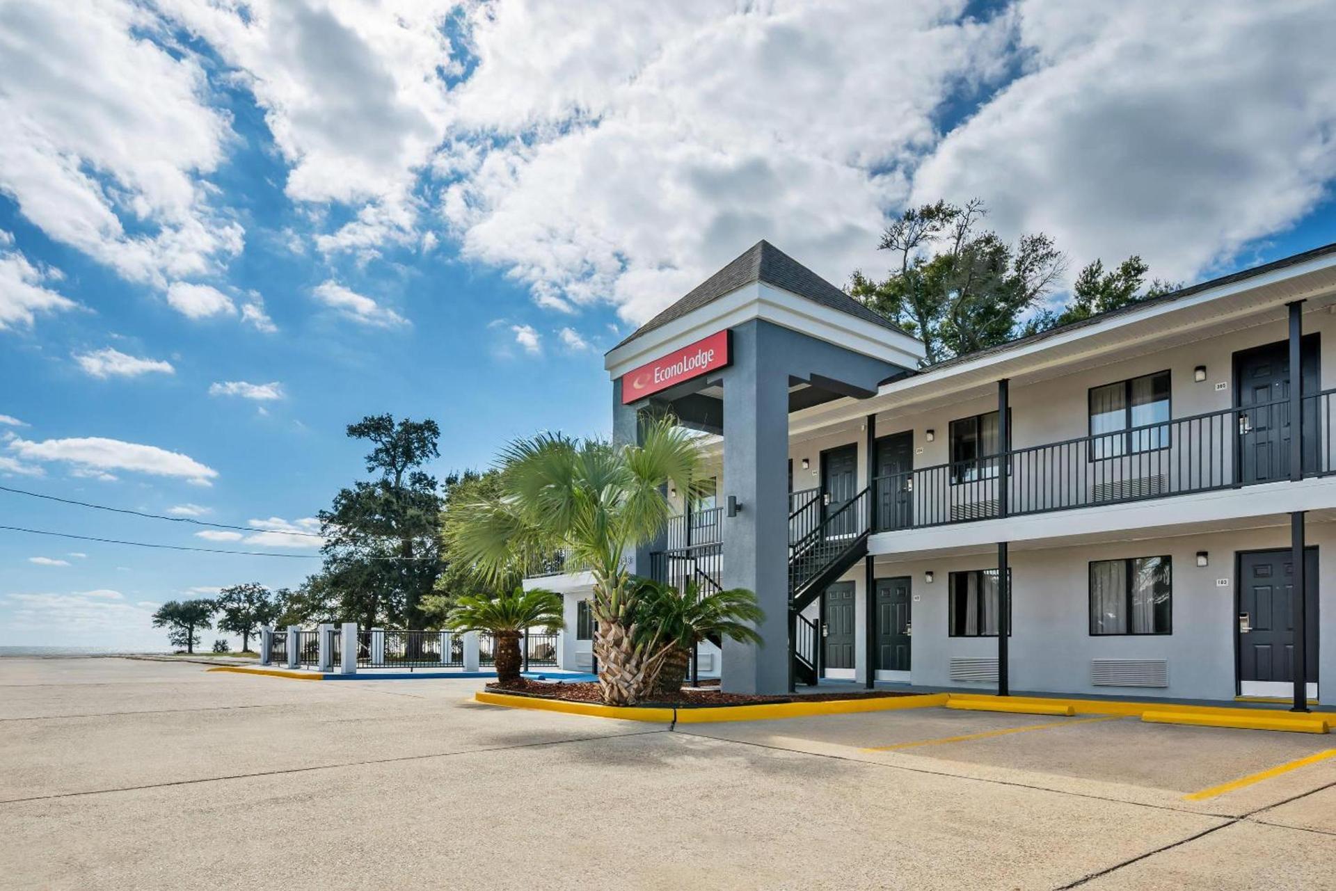 Econo Lodge Biloxi Beach photo 39