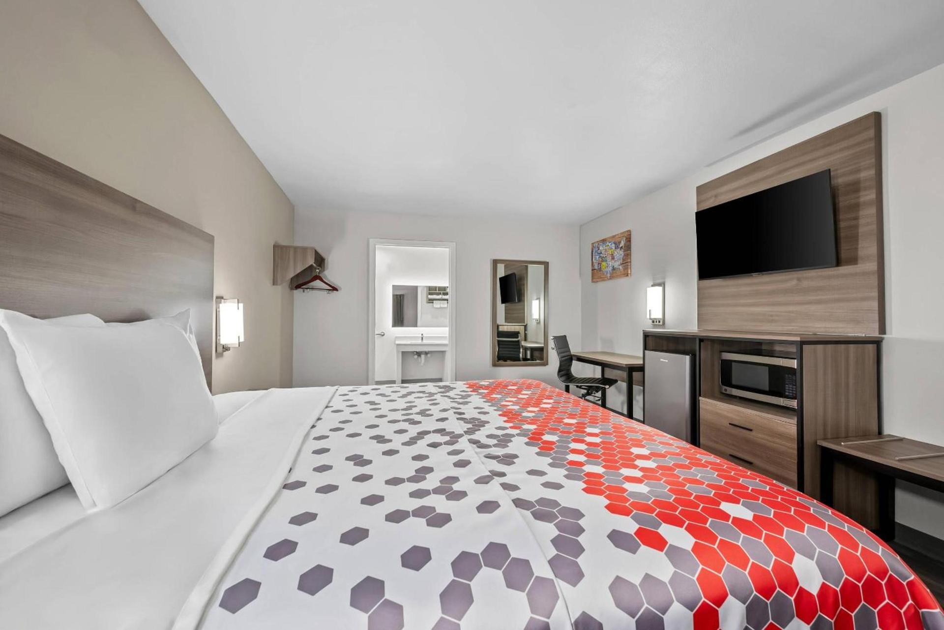 Econo Lodge Biloxi Beach photo 19