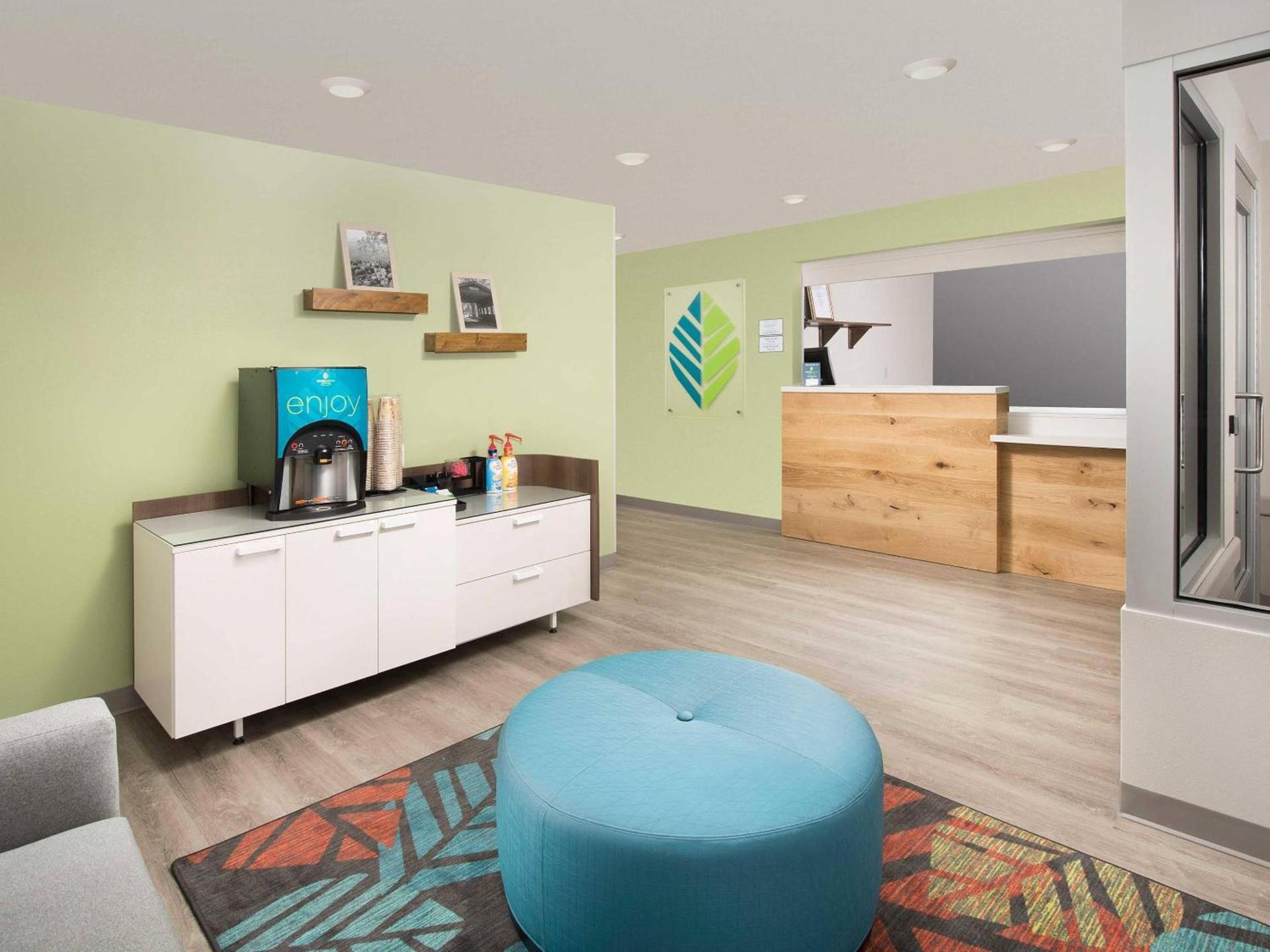 WoodSpring Suites Washington Meadowlands PA photo 13