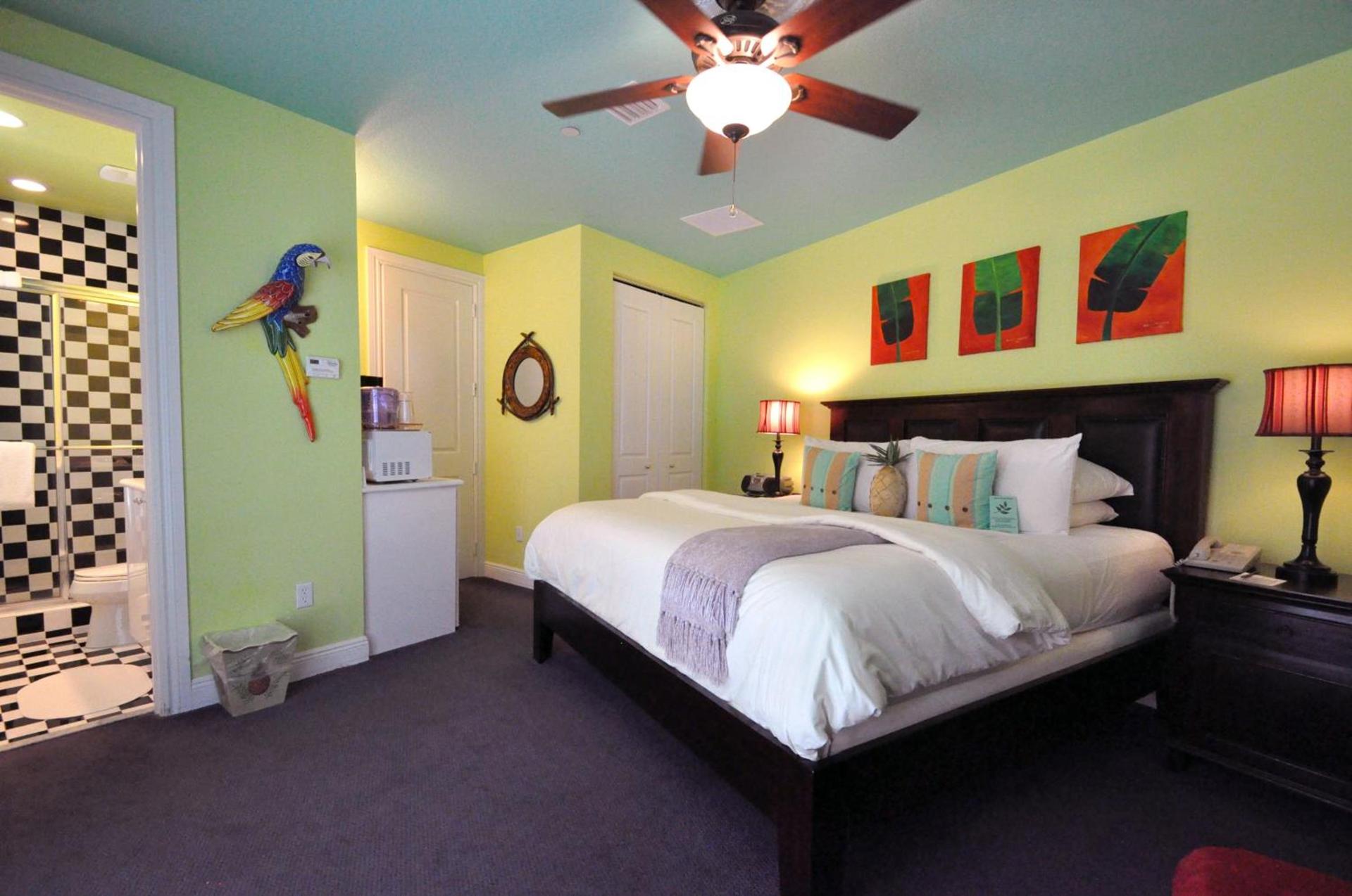 Pineapple Point Guesthouse & Resort - Gay Men's Resort photo 28