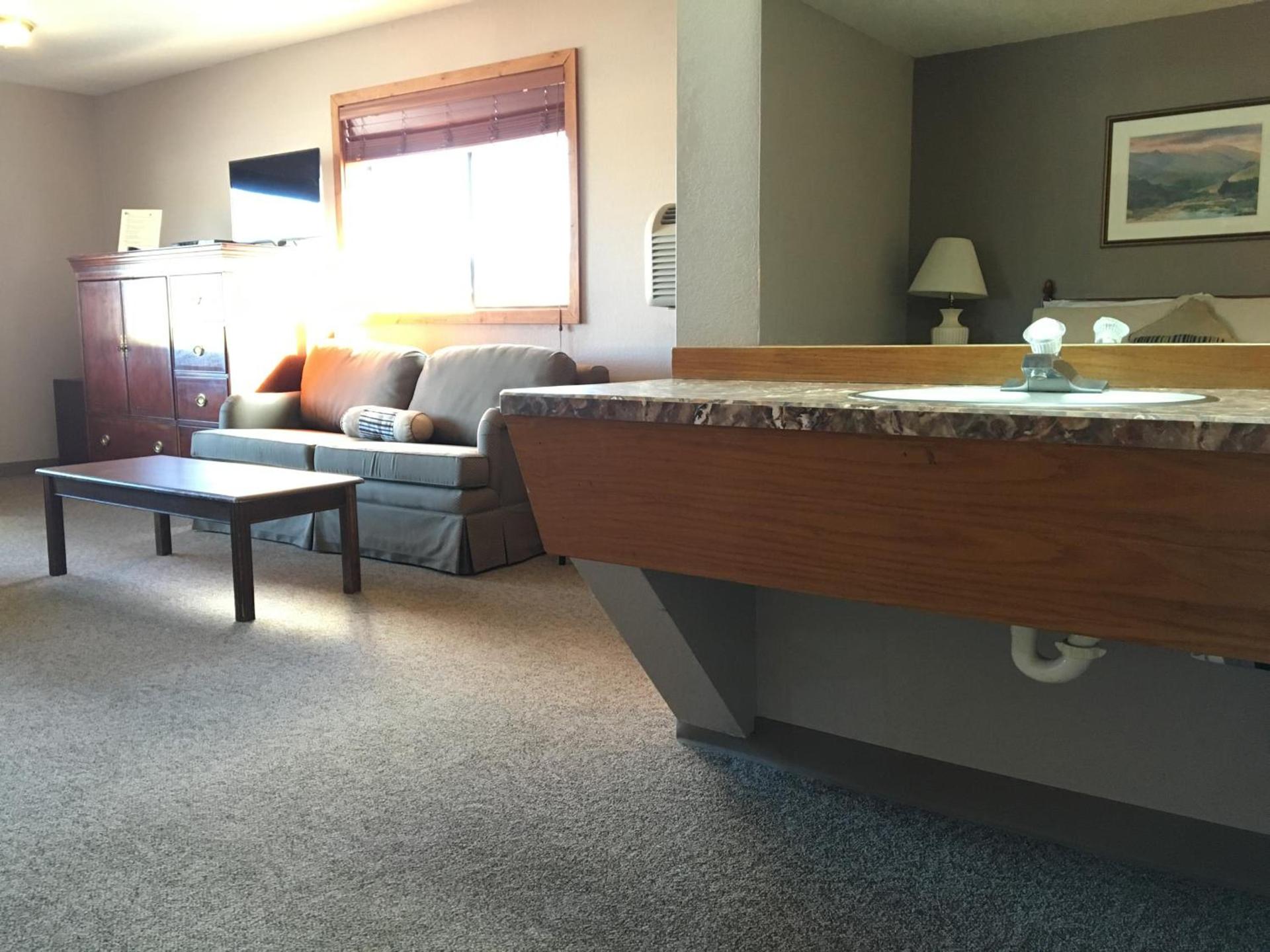 Timber Lodge Inn photo 27