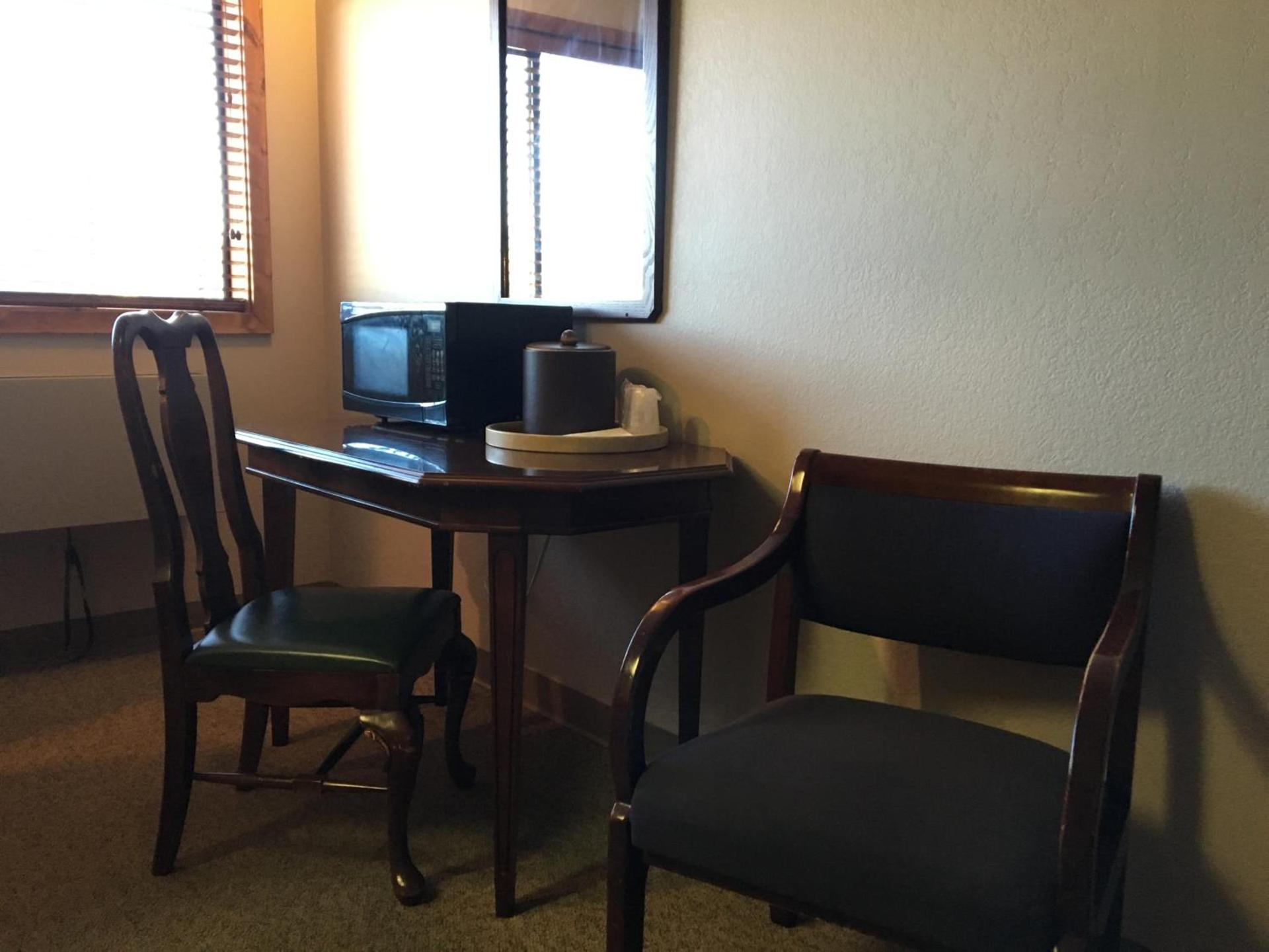 Timber Lodge Inn photo 40