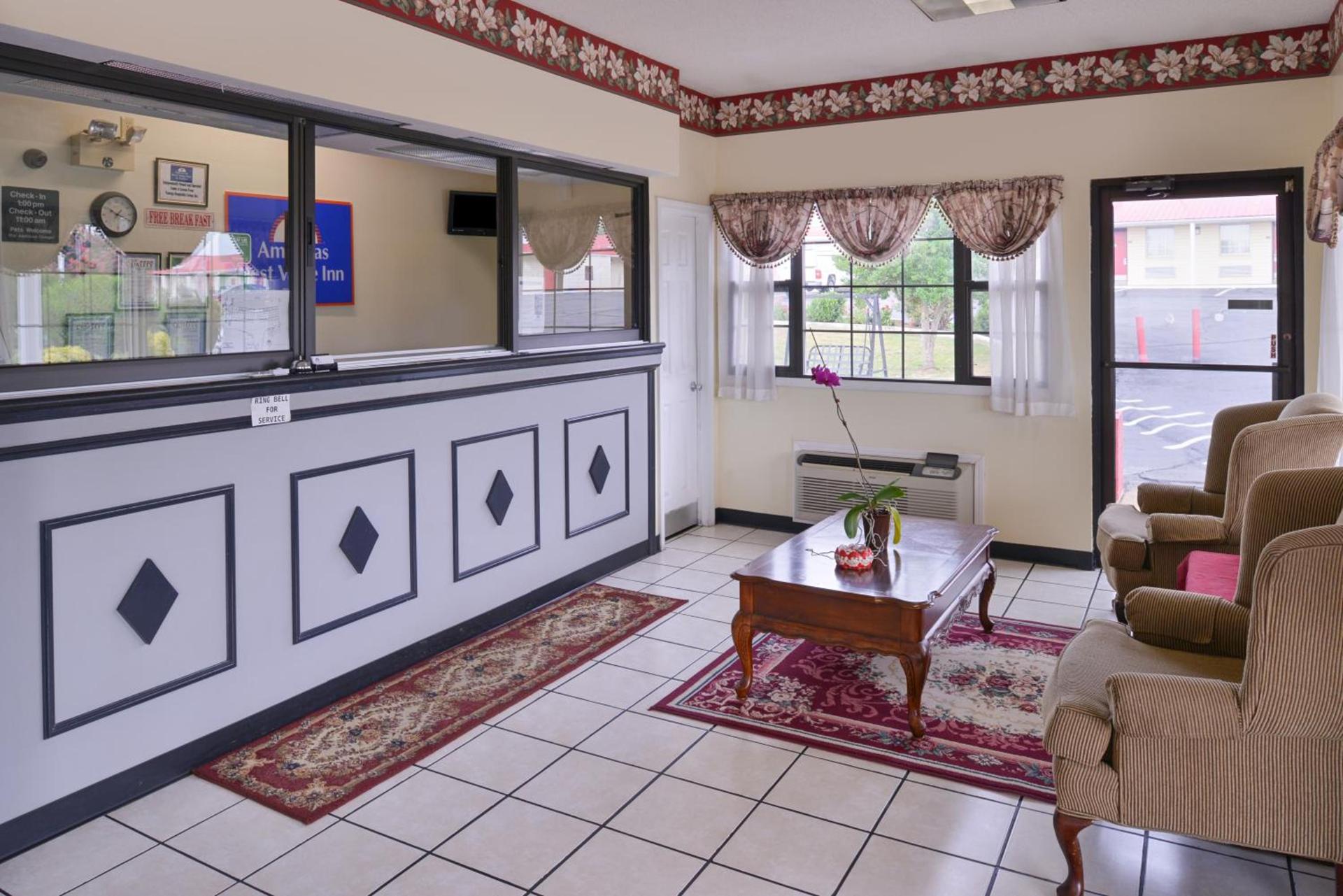 Americas Best Value Inn Wildersville photo 40