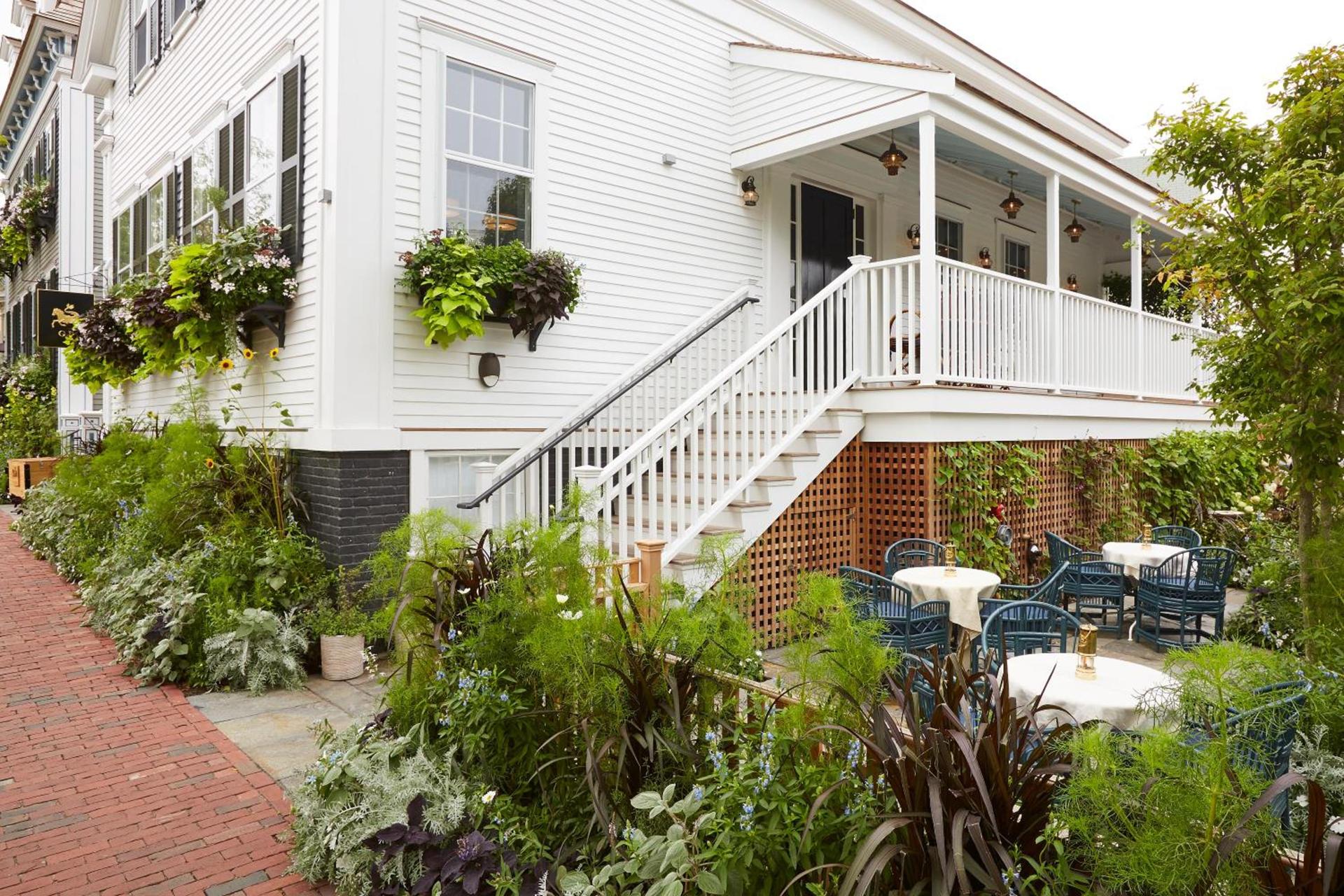 Greydon House photo 4