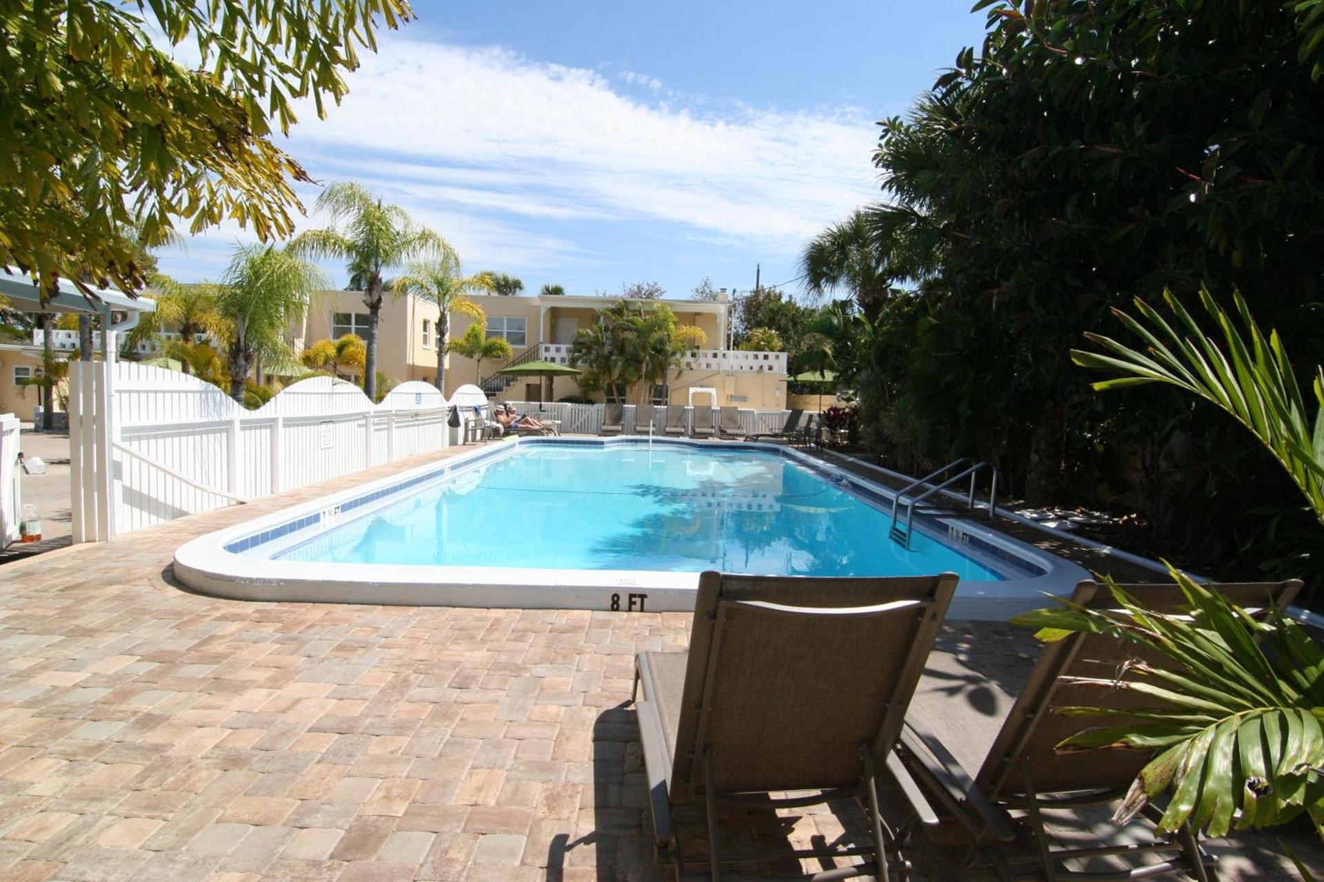 Venice Beach Villas photo 2