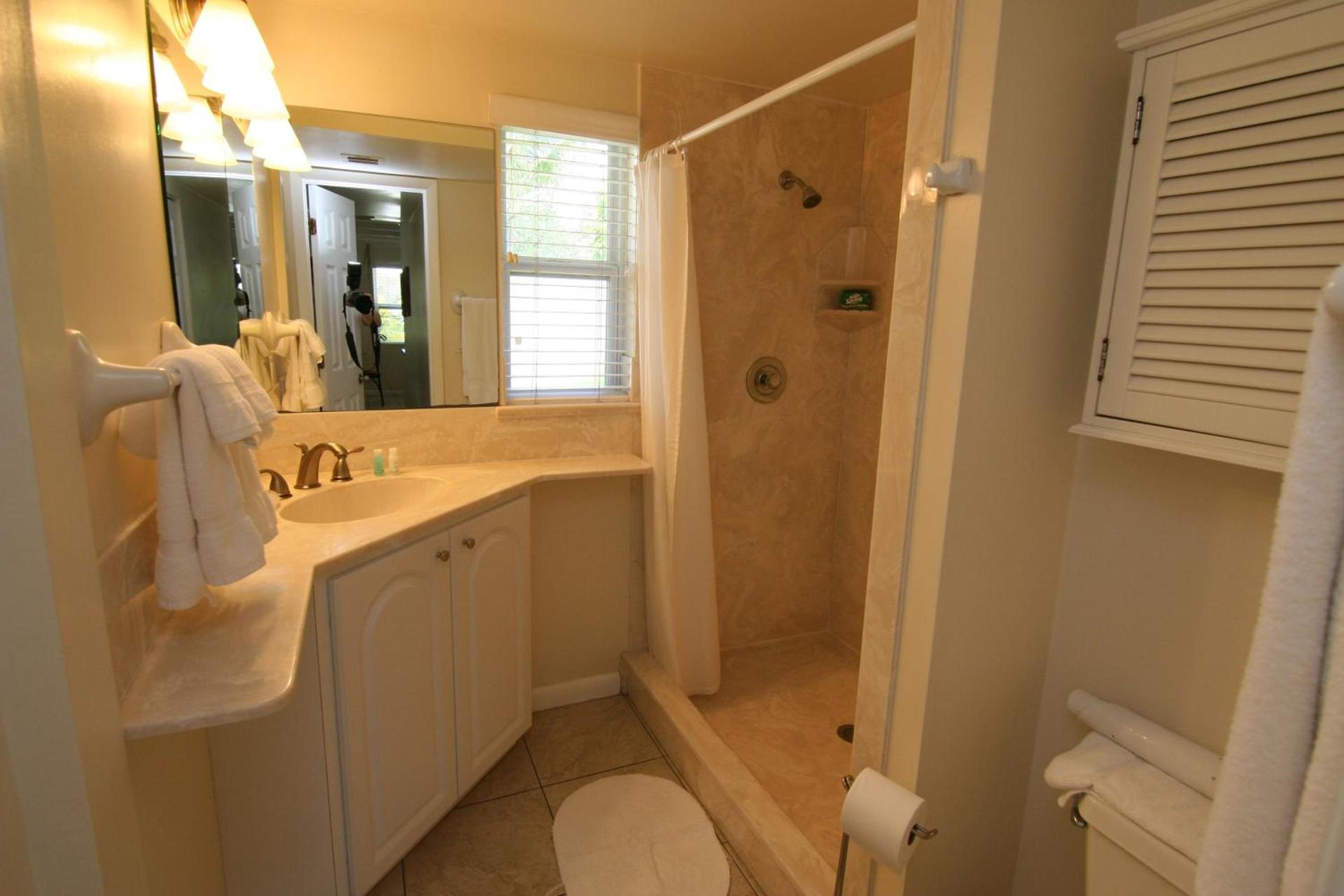 Venice Beach Villas photo 59