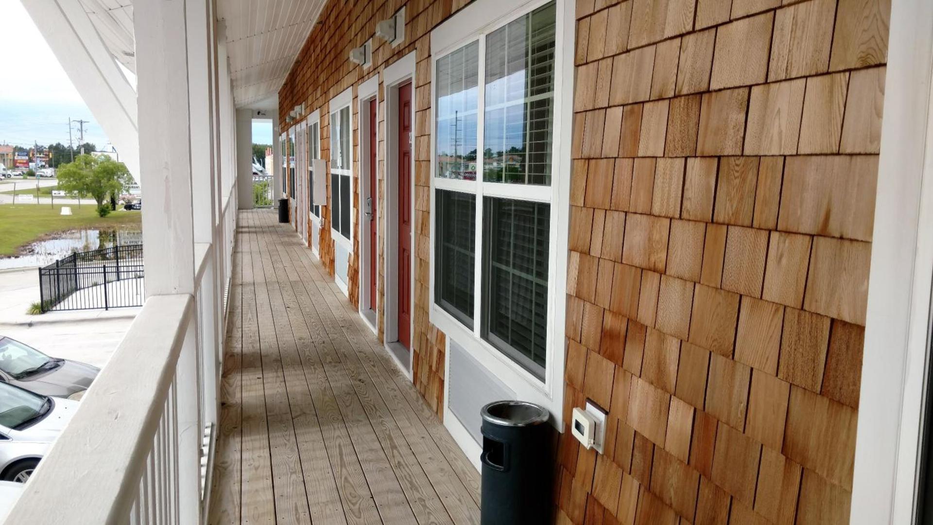 Topsail Shores Inn photo 20