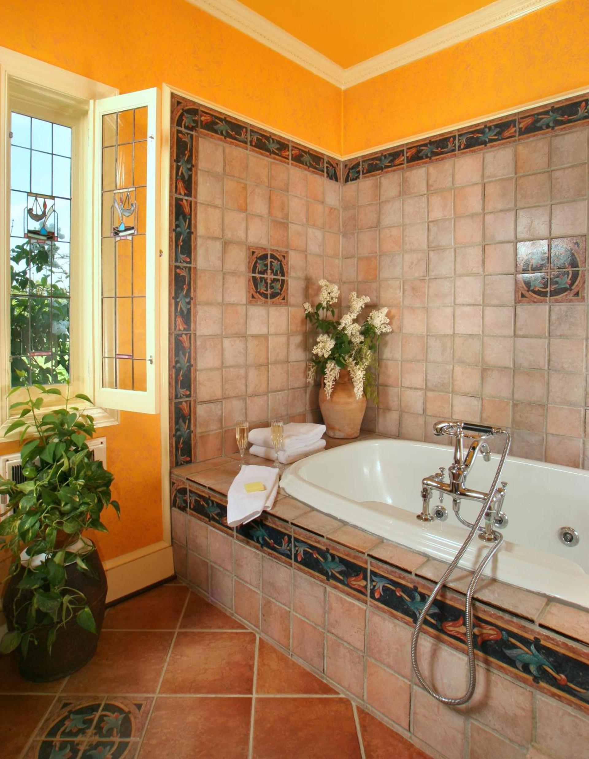 L'Auberge Provencale Inn & Restaurant photo 15