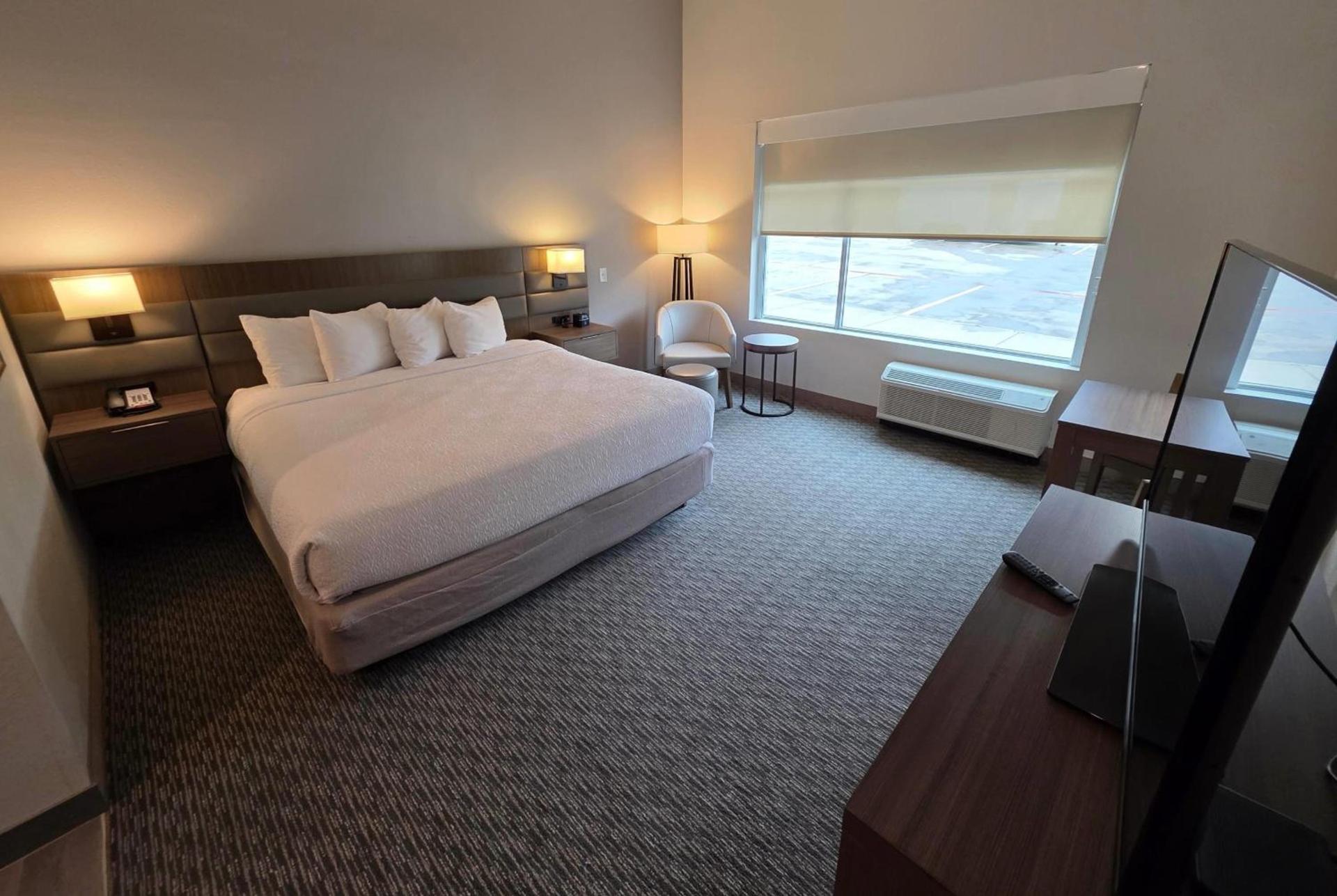 Hawthorn Extended Stay Austin North - Round Rock photo 17