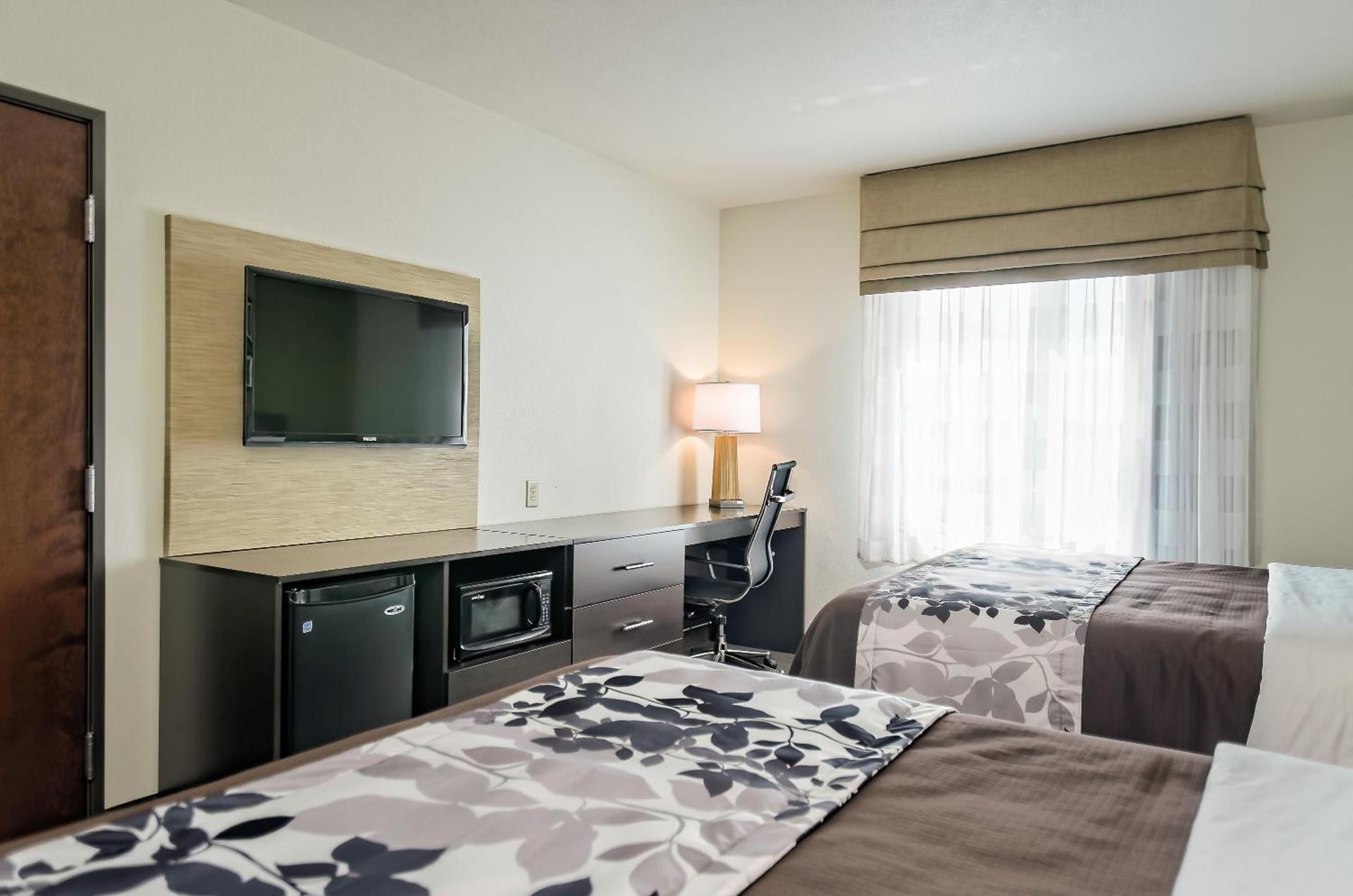 Sleep Inn & Suites Fort Scott photo 42