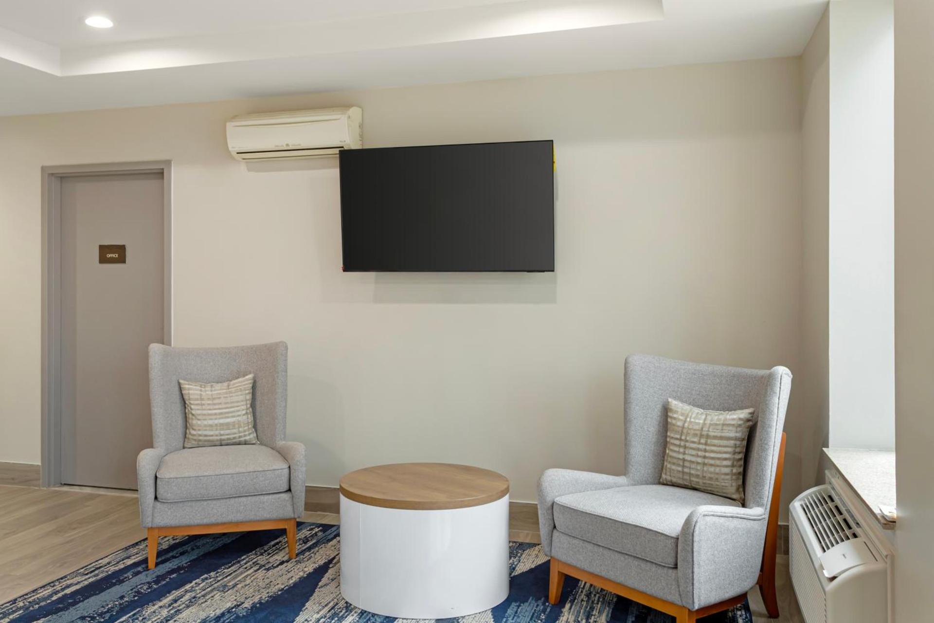 Comfort Inn Staten Island photo 36