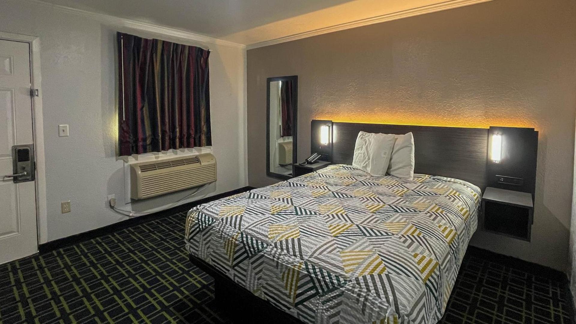 Motel 6 - Lamesa, TX photo 38