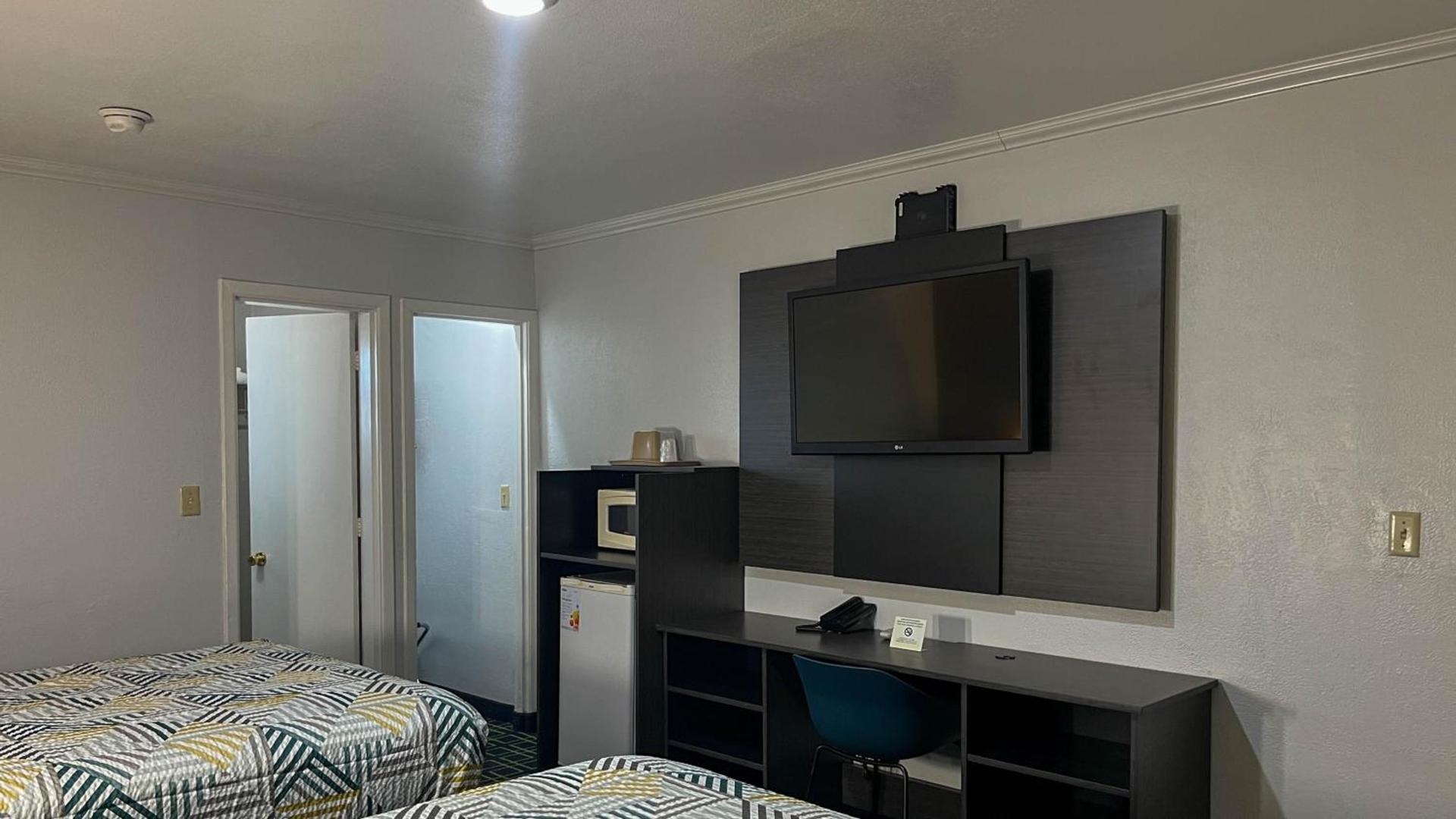 Motel 6 - Lamesa, TX photo 45