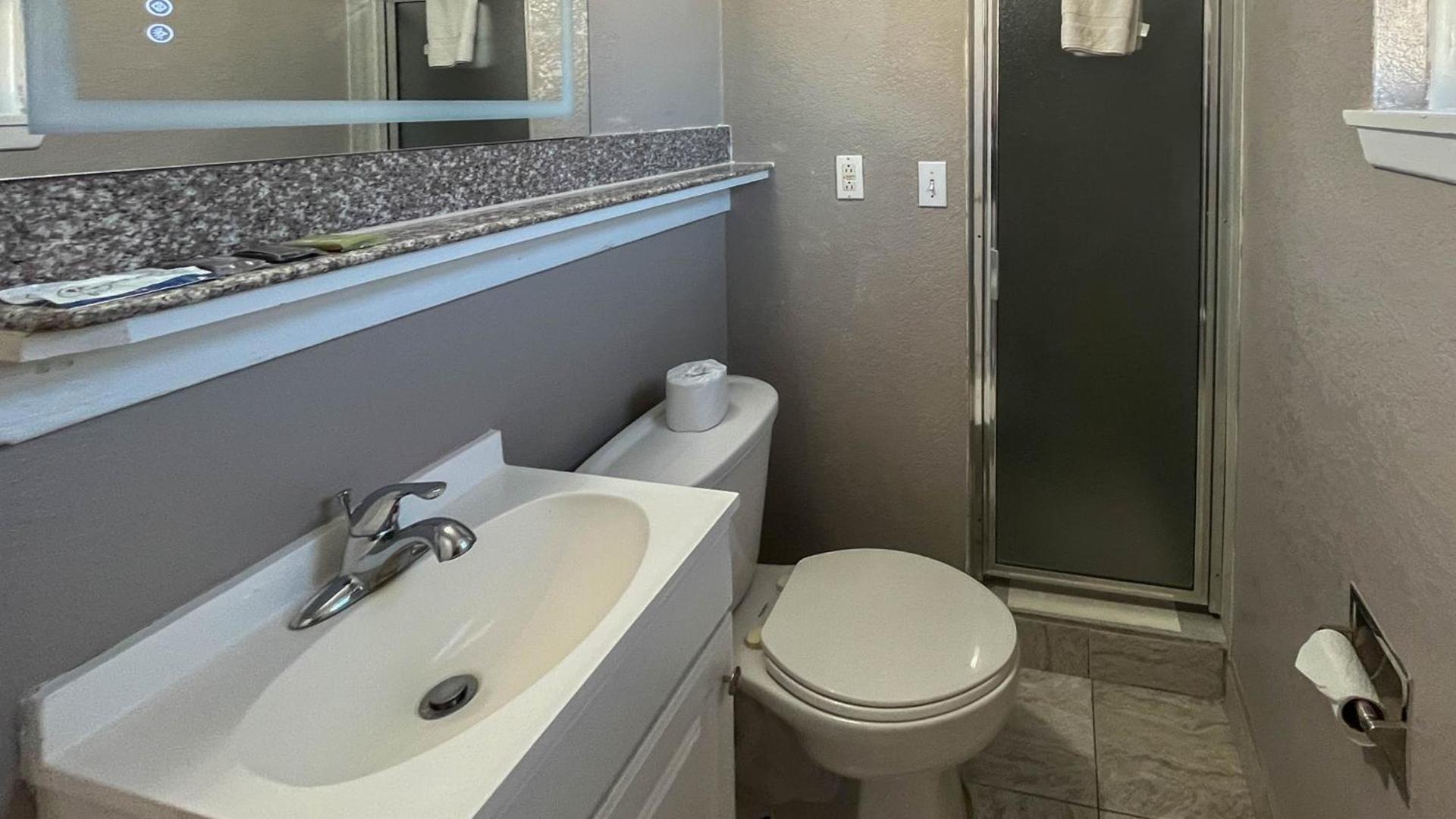 Motel 6 - Lamesa, TX photo 43