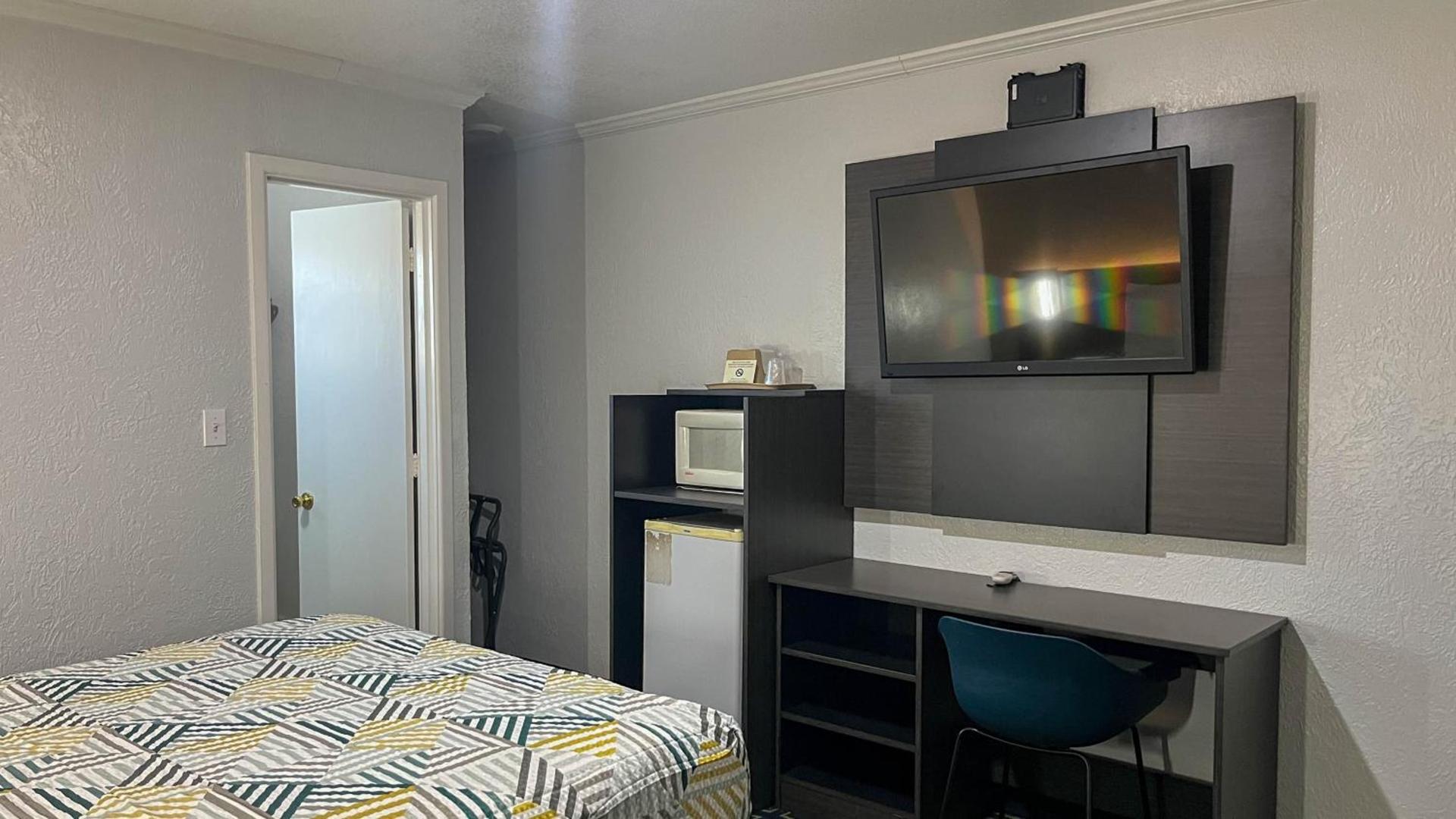 Motel 6 - Lamesa, TX photo 40