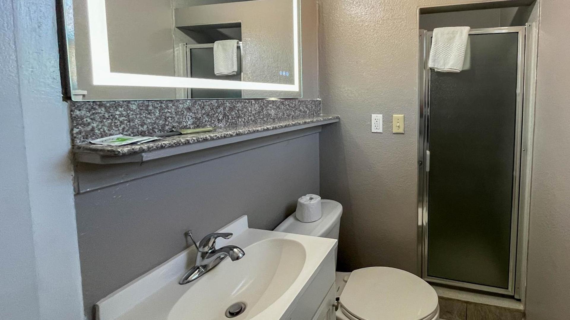 Motel 6 - Lamesa, TX photo 13