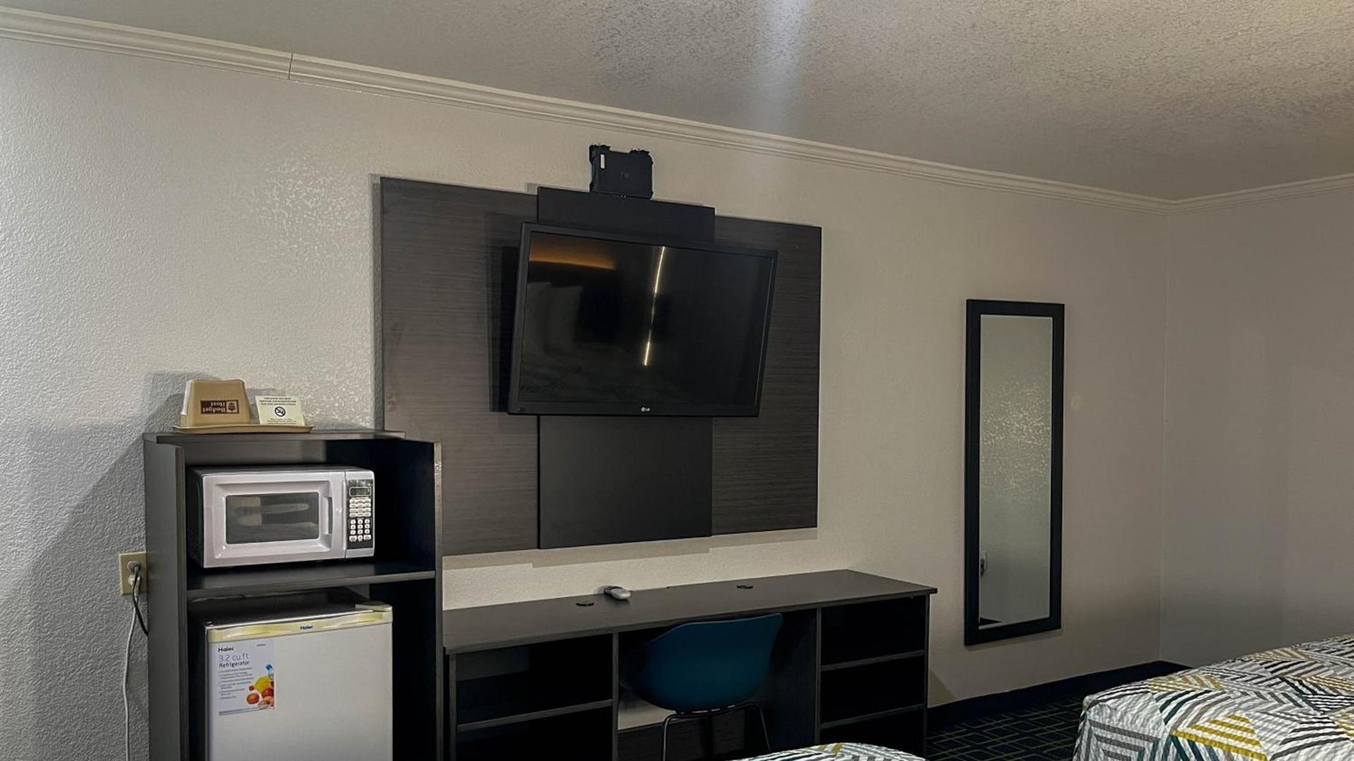 Motel 6 - Lamesa, TX photo 26