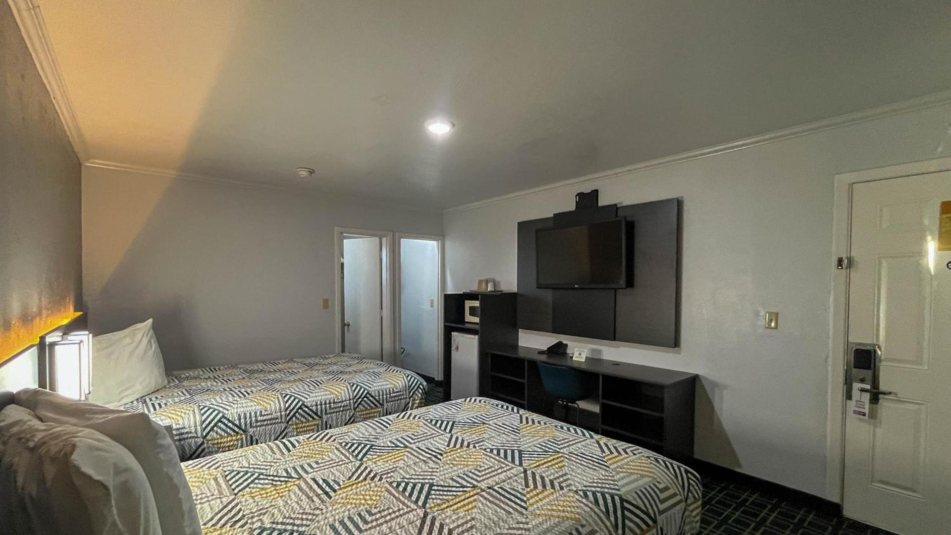 Motel 6 - Lamesa, TX photo 14