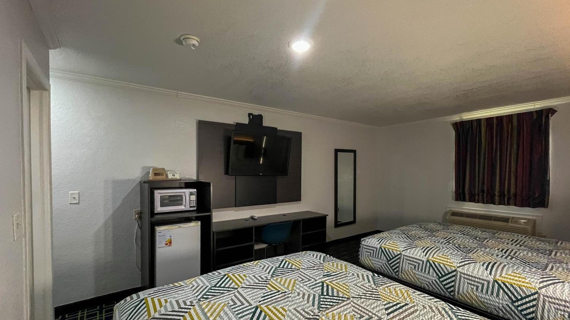 Motel 6 - Lamesa, TX photo 23