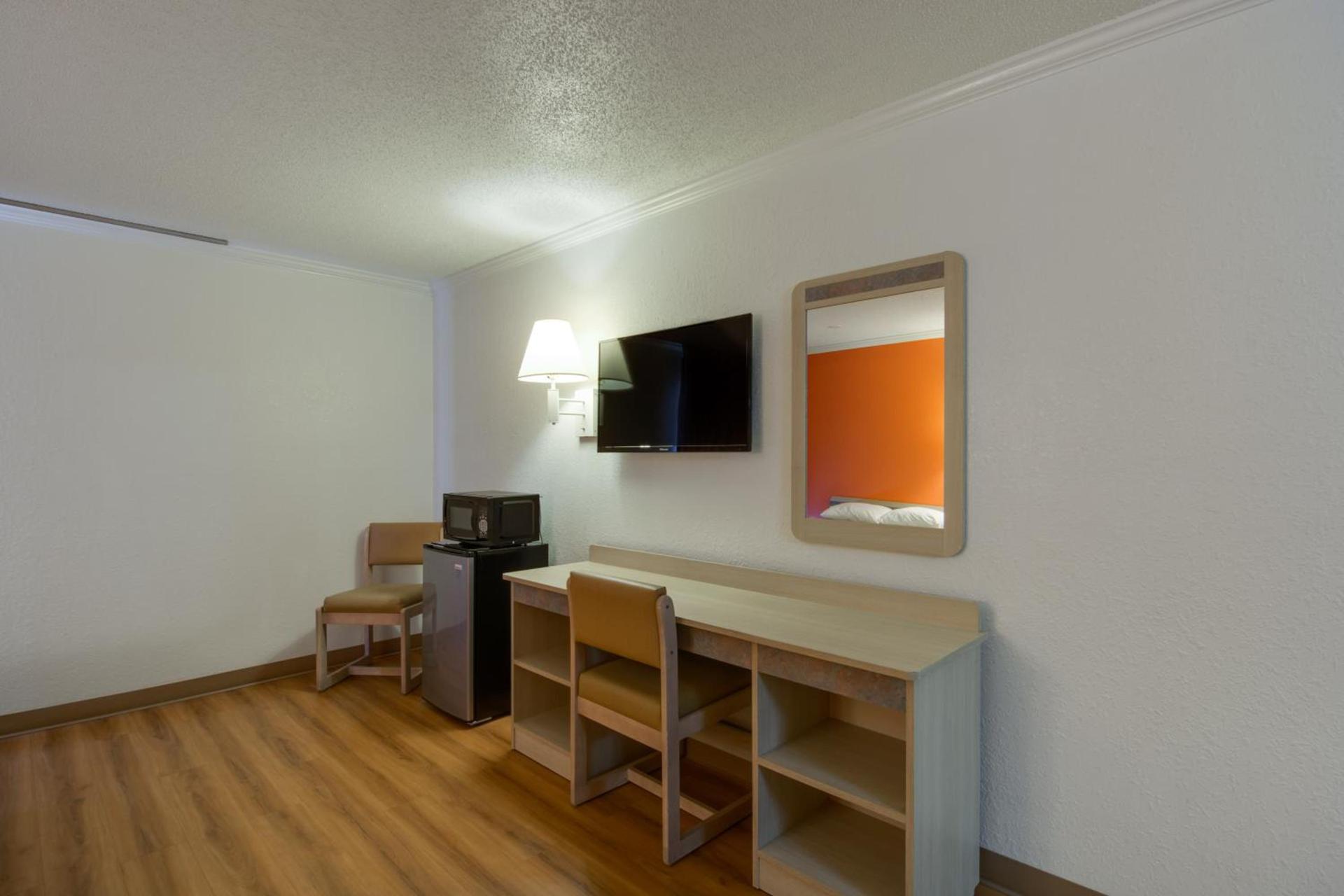 Motel 6-Waukegan, IL photo 30