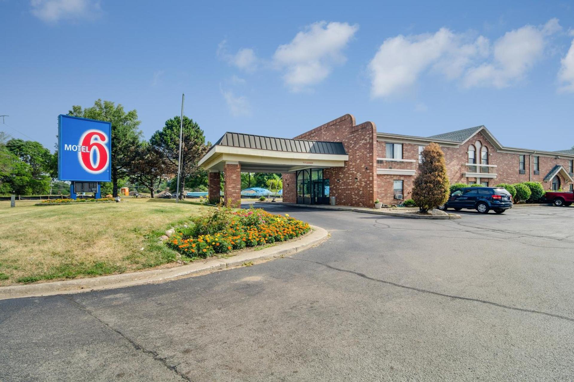 Motel 6-Waukegan, IL photo 2