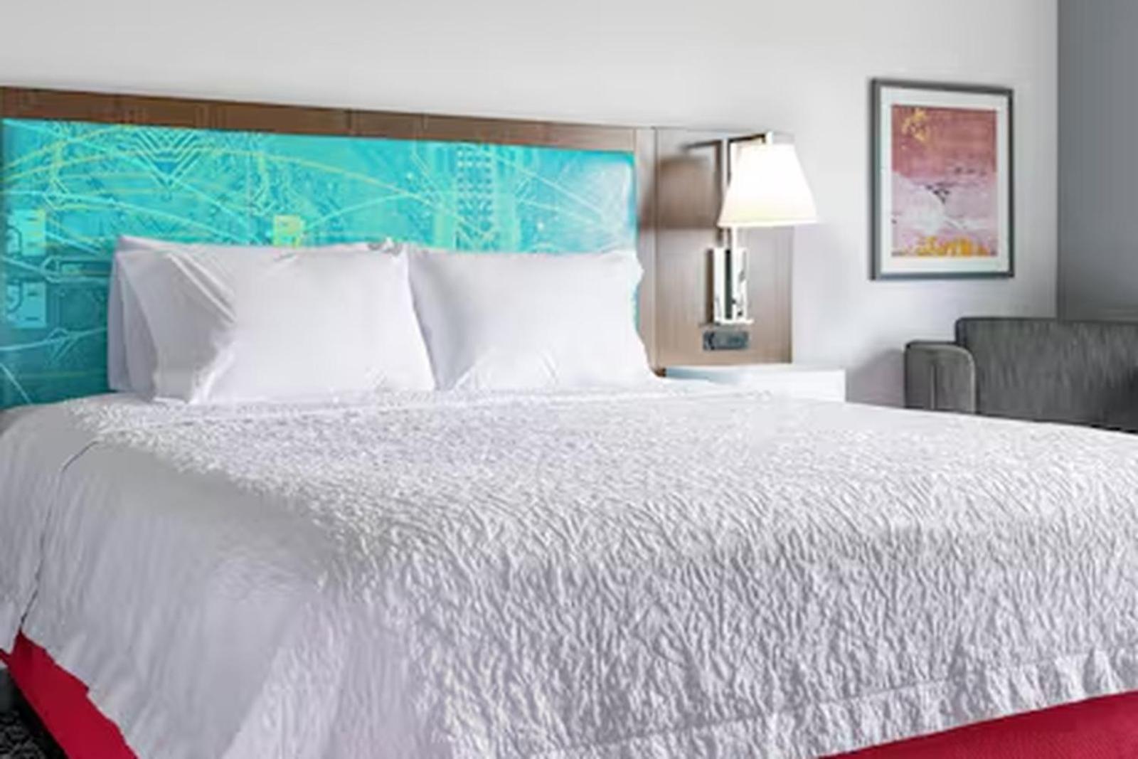 Hampton Inn & Suites By Hilton Irving Dfw Airport North photo 7